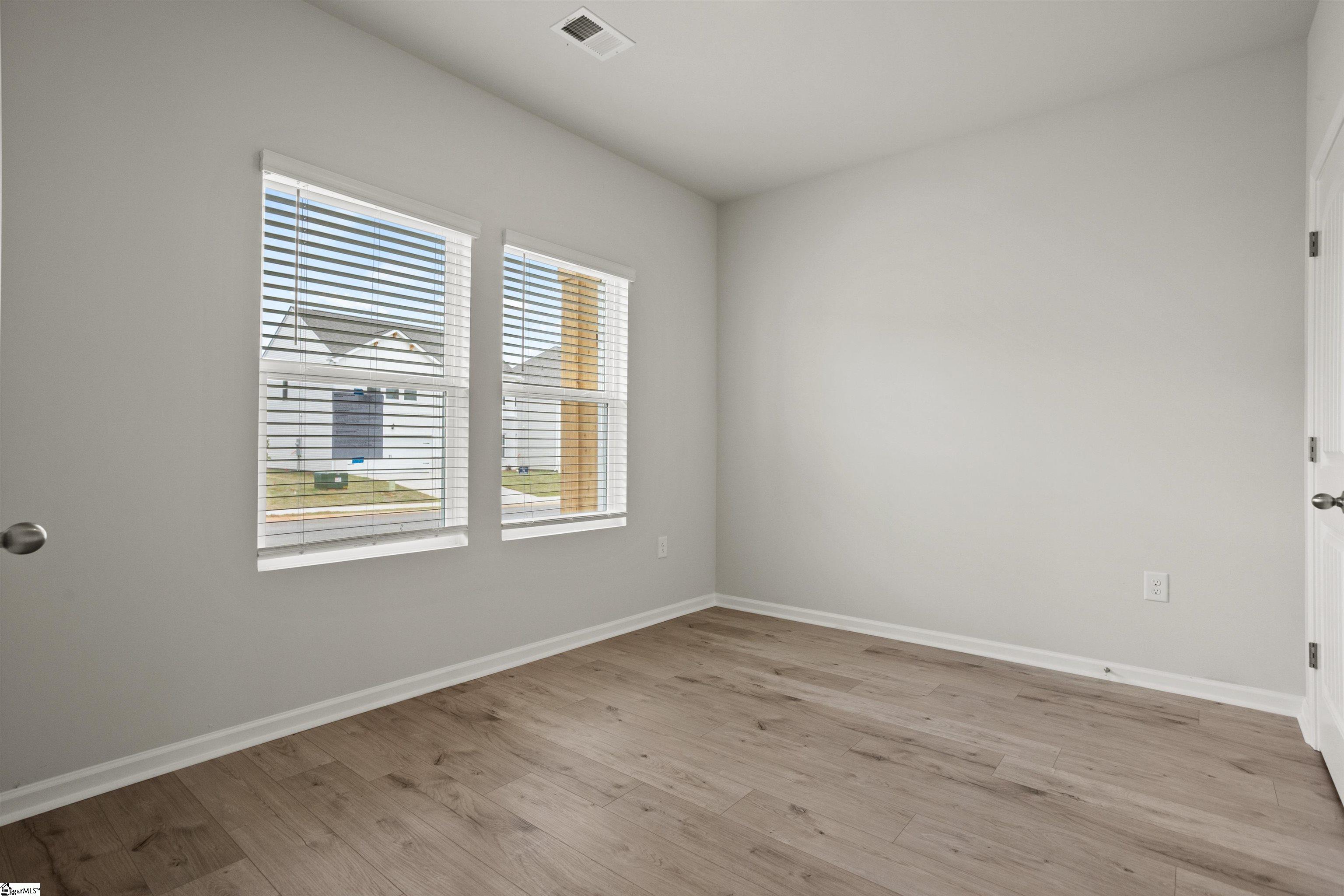 608 Silver Fir Street Property Photo 8