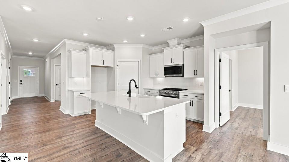 511 Frobisher Drive Property Photo 15