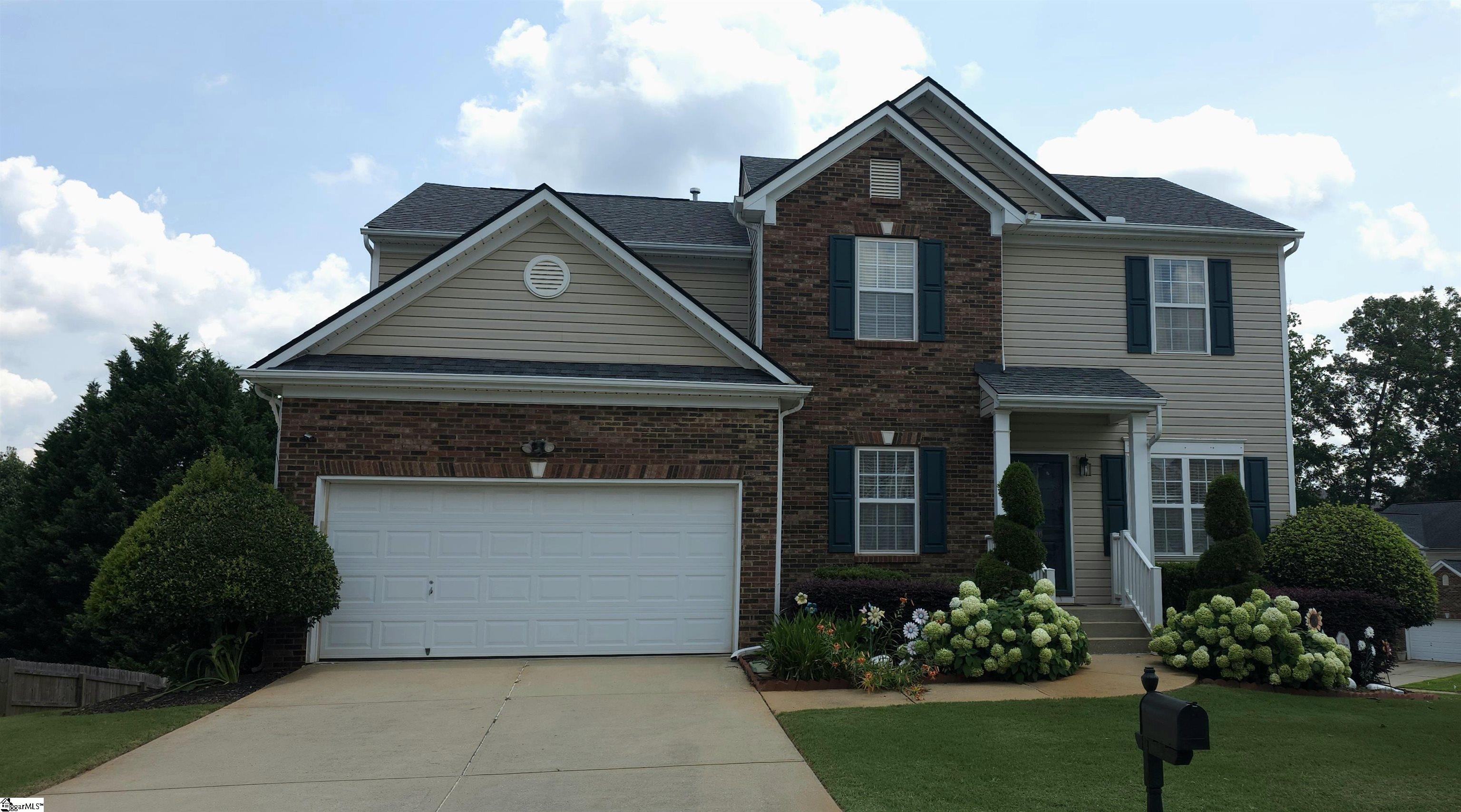 1596232 Property Photo 1