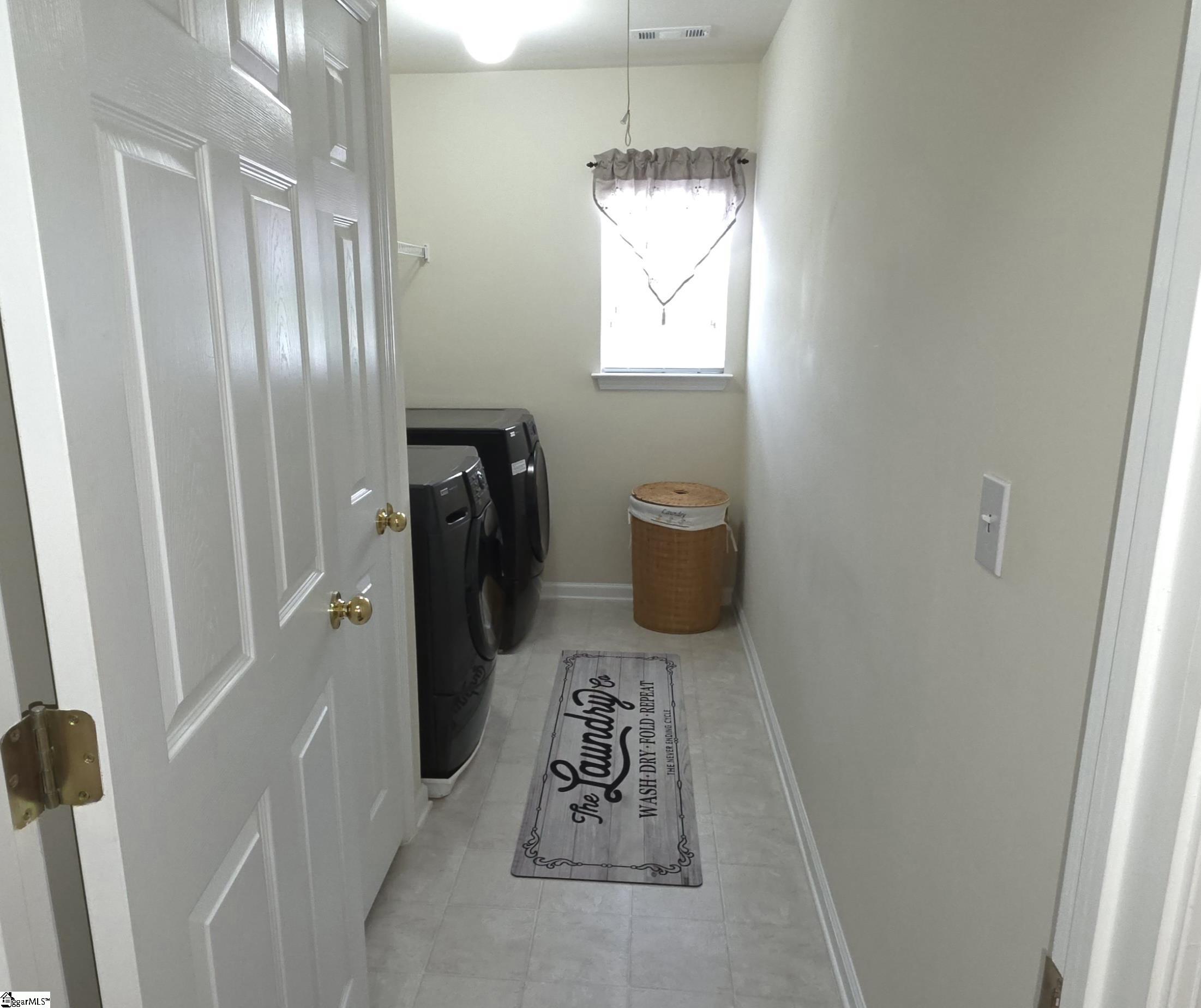 1596232 Property Photo 30