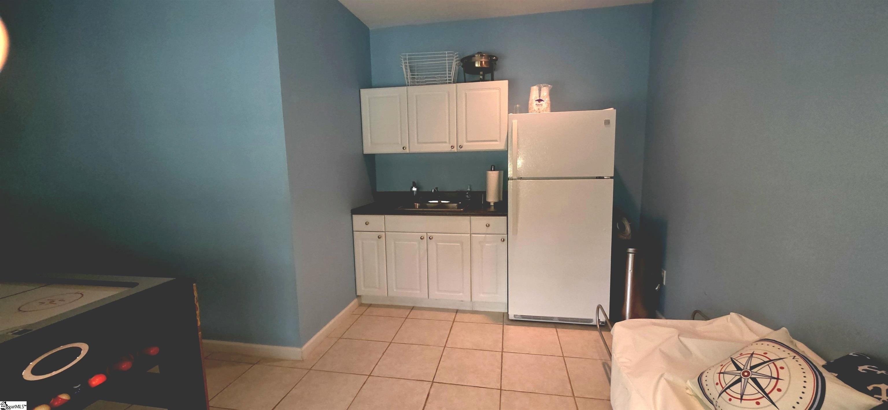 1596232 Property Photo 38