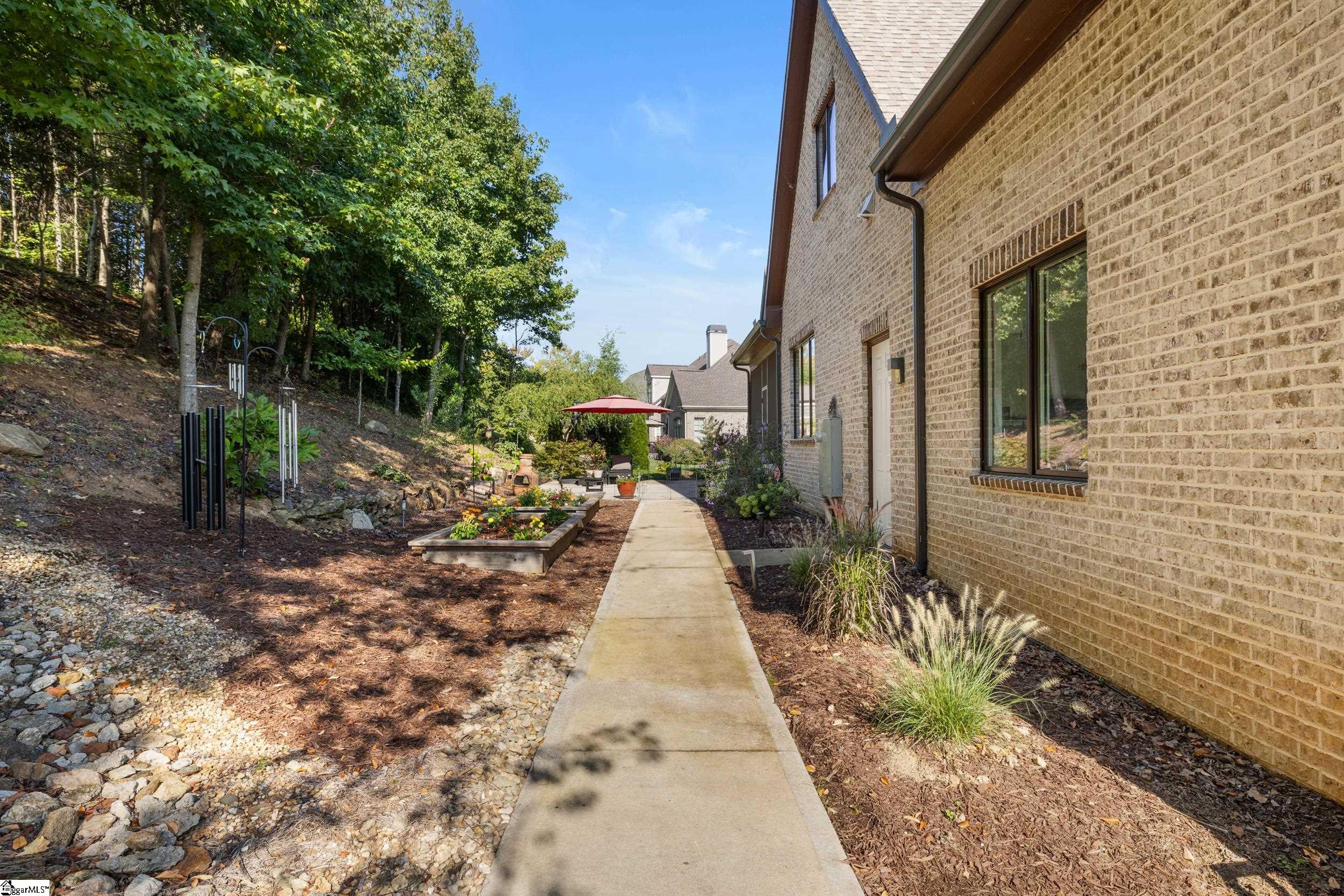 112 Gascony Drive Property Photo 46