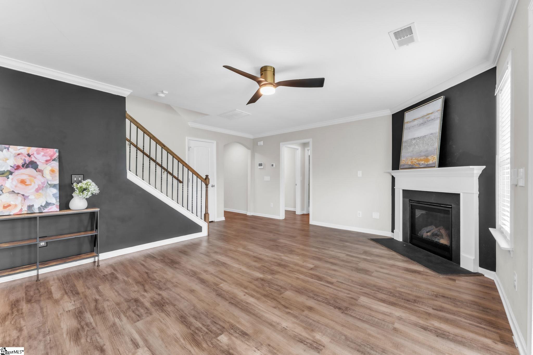 121 Screech Drive Property Photo 3