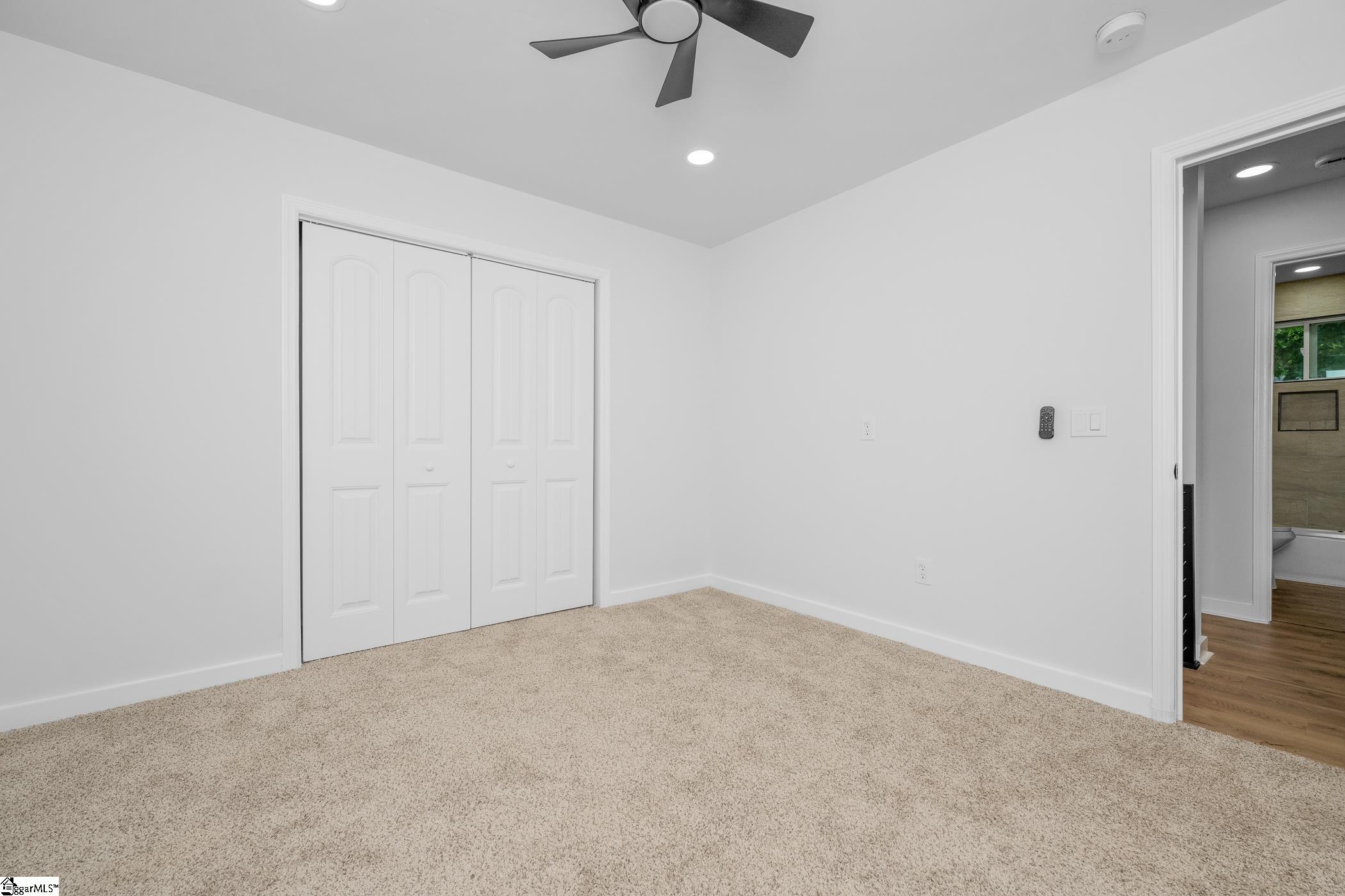 10 Valley View Lane Property Photo 19