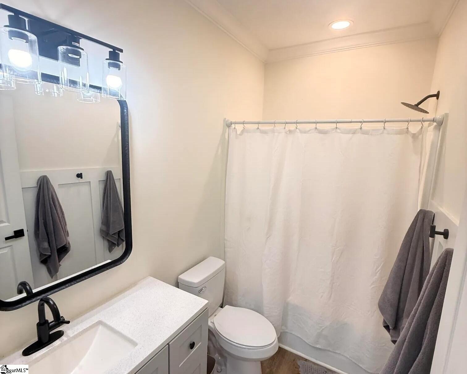 23 Forestville Road Property Photo 14