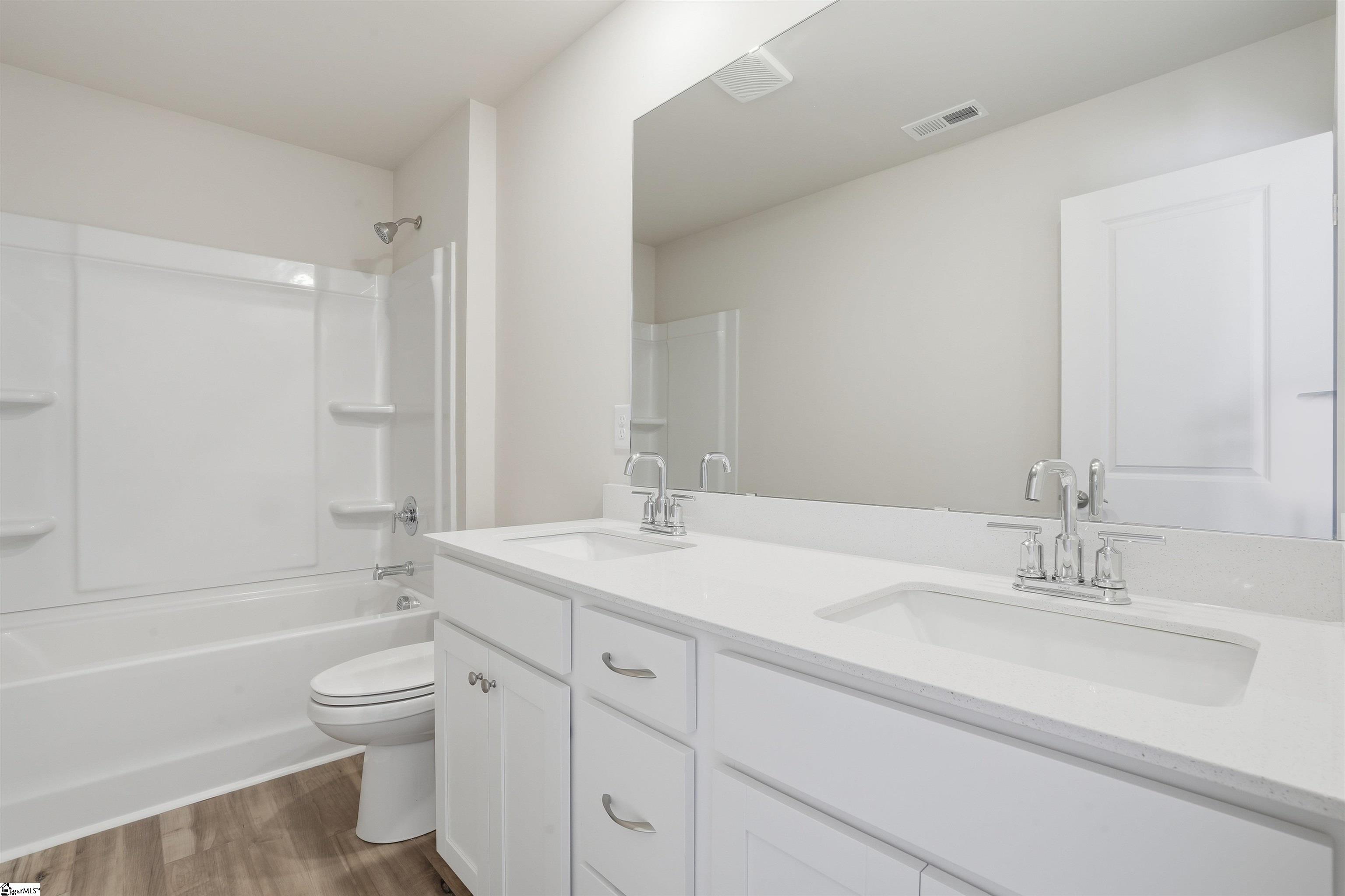 905 Kitson Court Property Photo 21