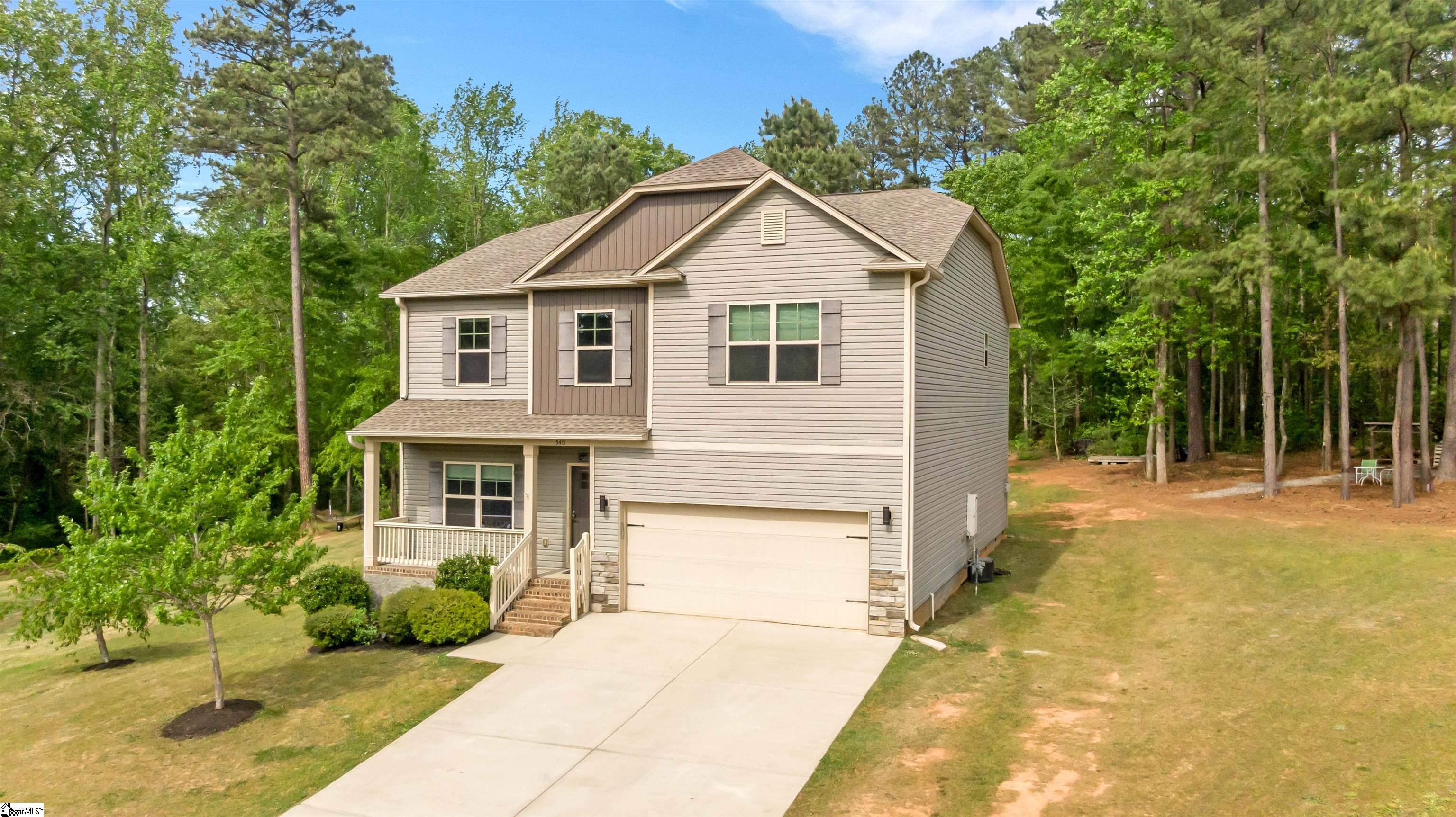 540 Bella Woods Trail Property Photo 4