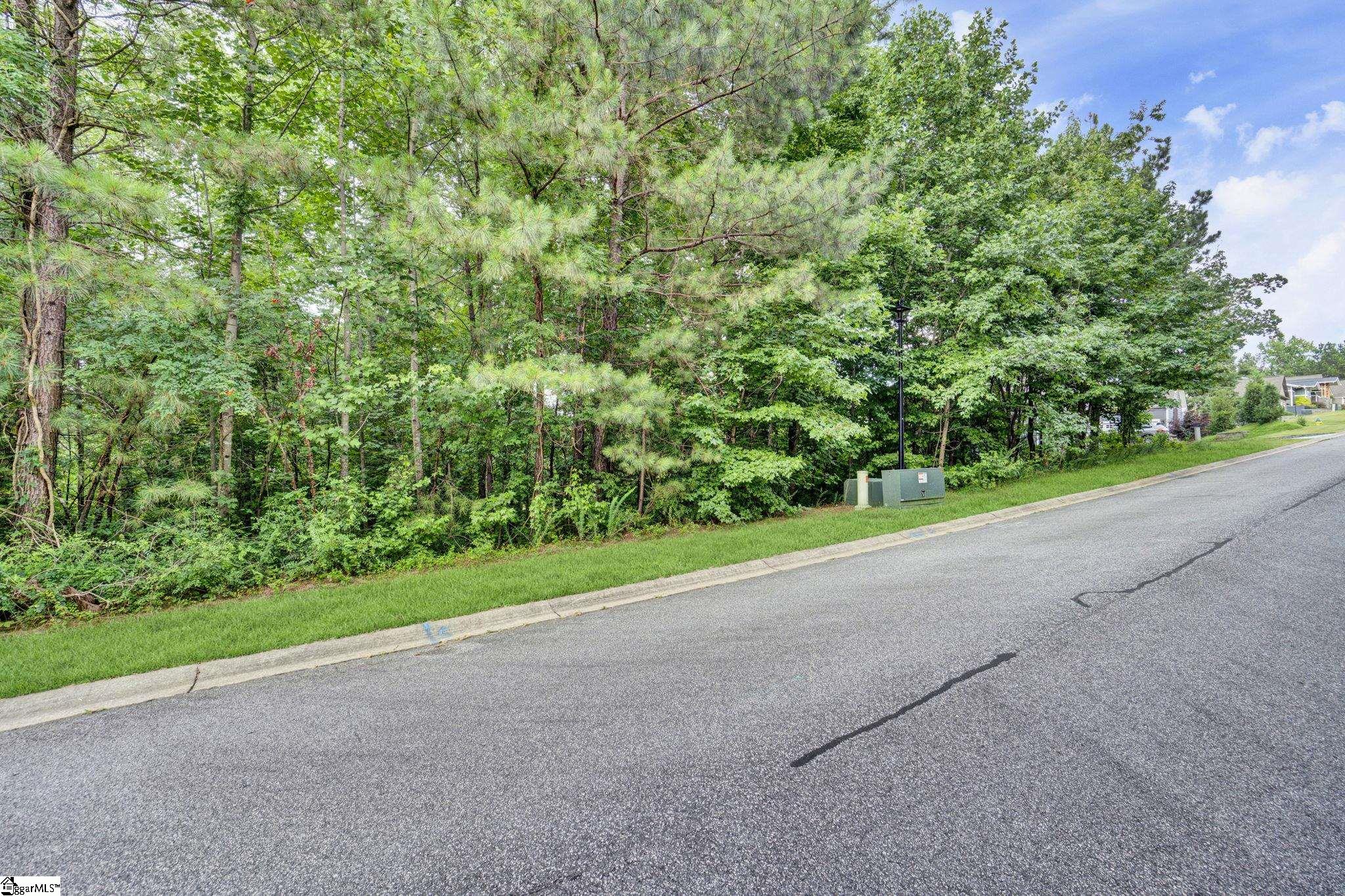 208 Wedge Way Property Photo 1