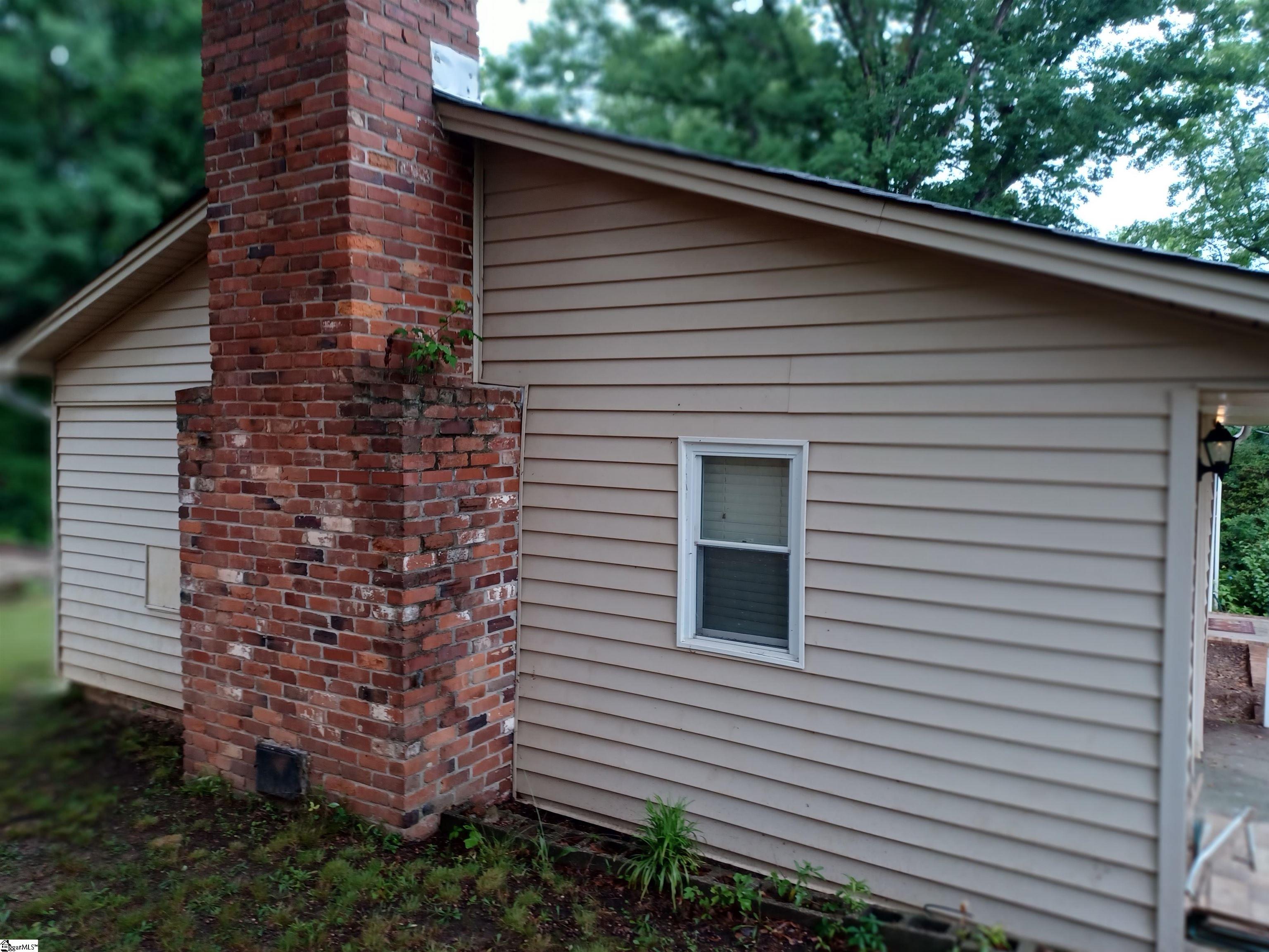 616 Sunset Circle Property Photo 4