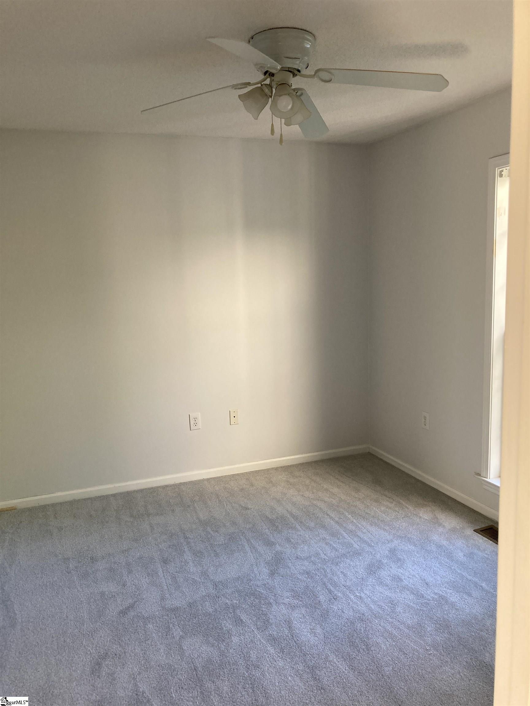 110 Poplar Creek Drive Property Photo 15
