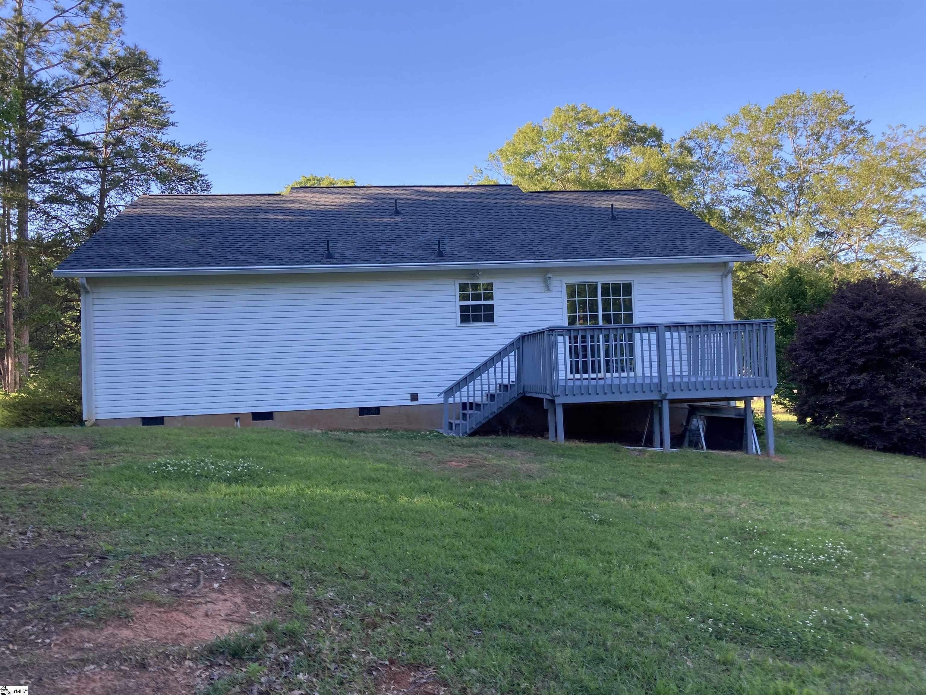 110 Poplar Creek Drive Property Photo 19