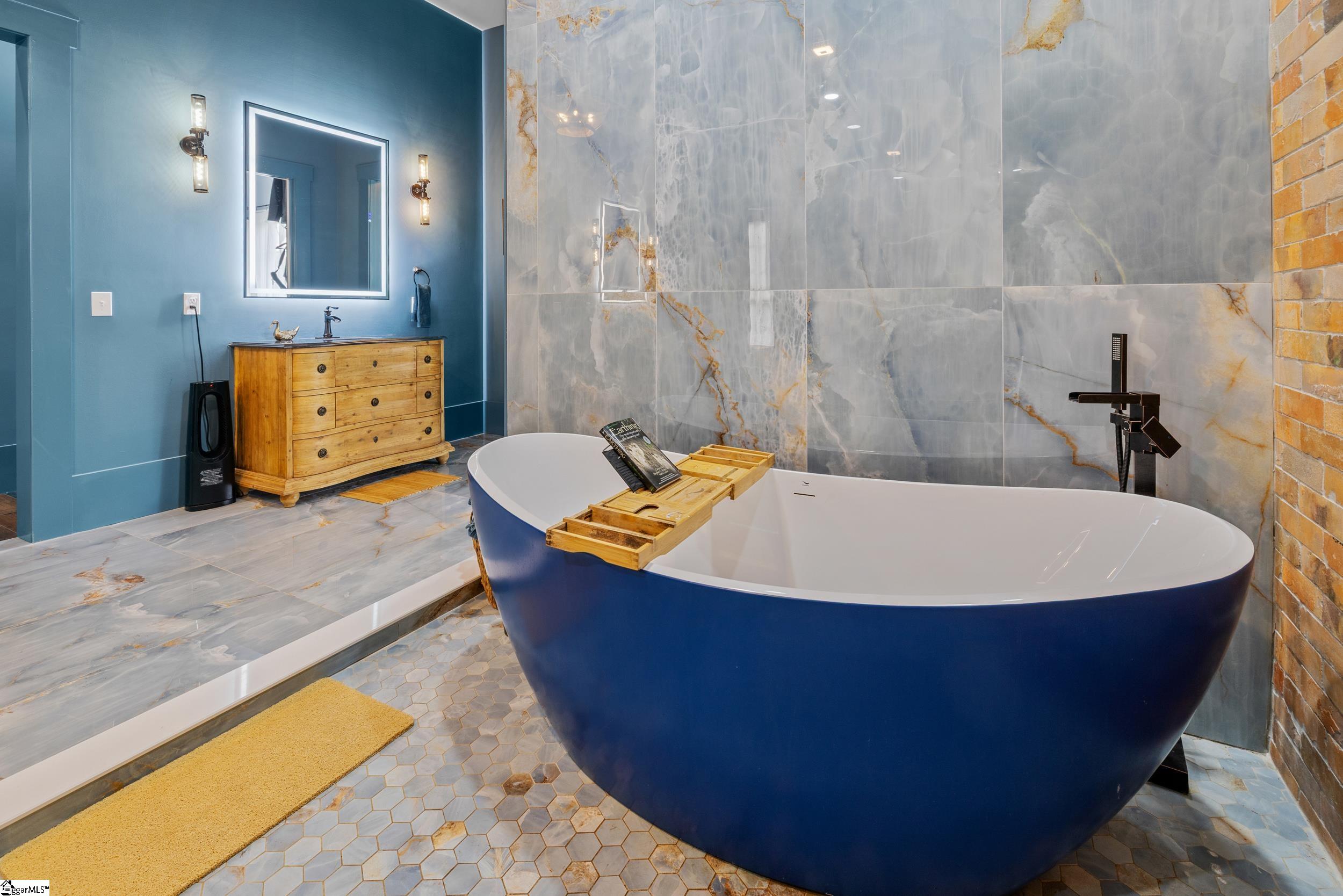 126 Clearview Drive Property Photo 32