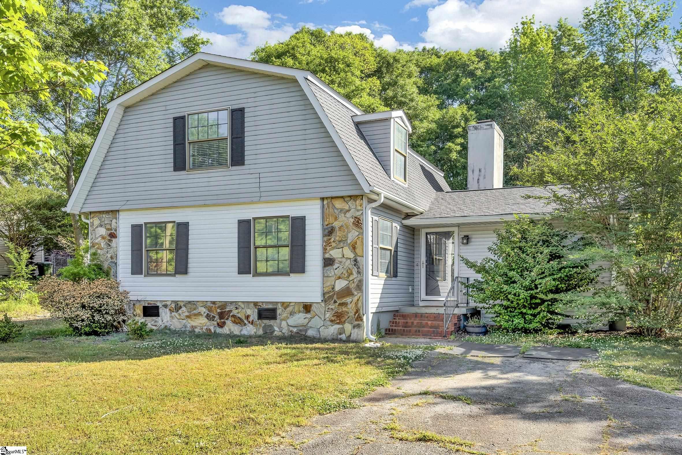 919 Berkeley Drive Property Photo 1