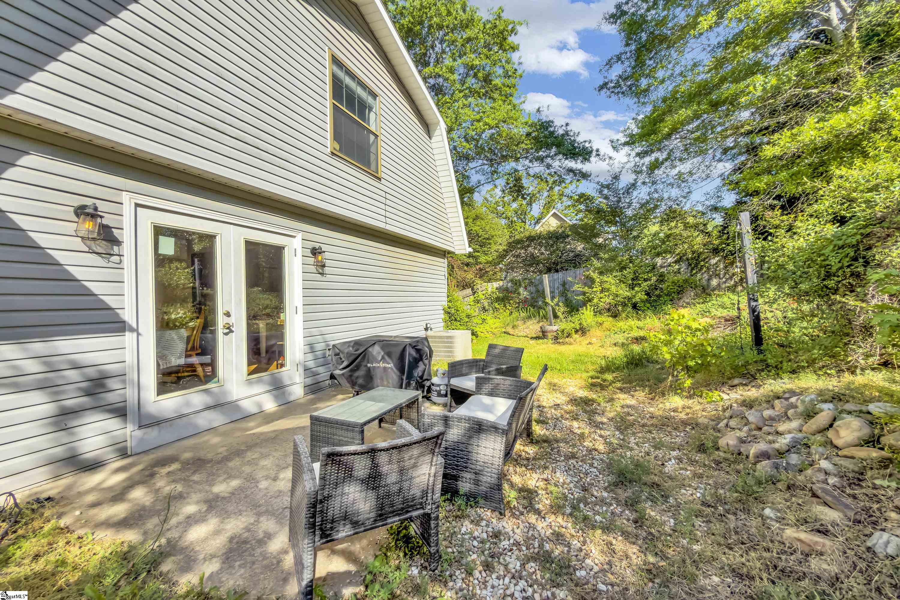 919 Berkeley Drive Property Photo 17