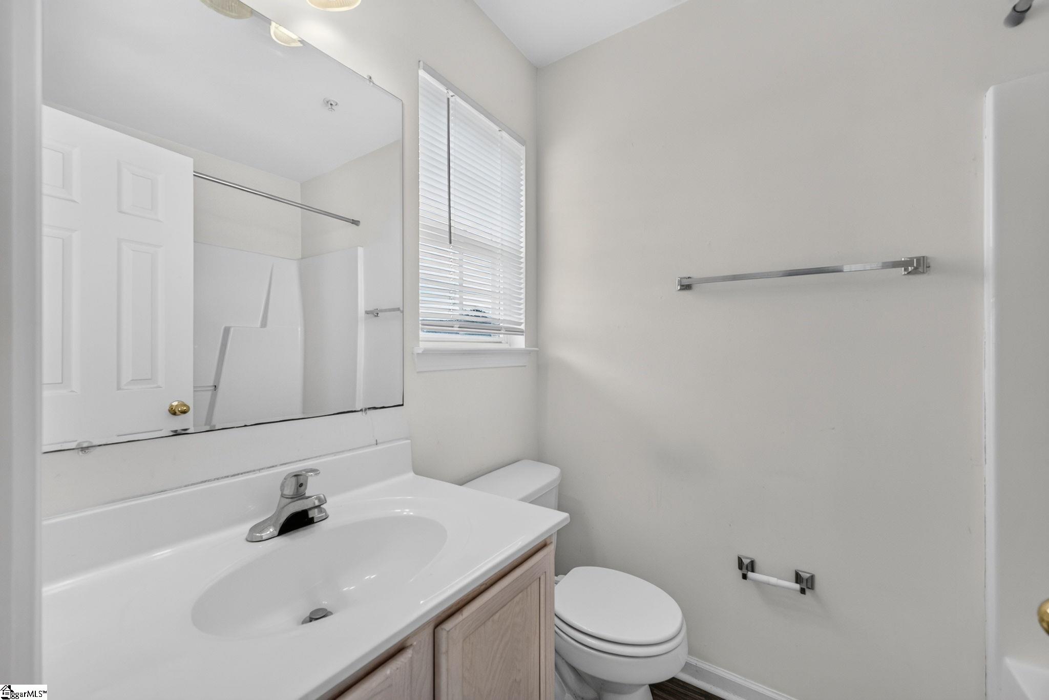 206f Campus Drive Property Photo 19