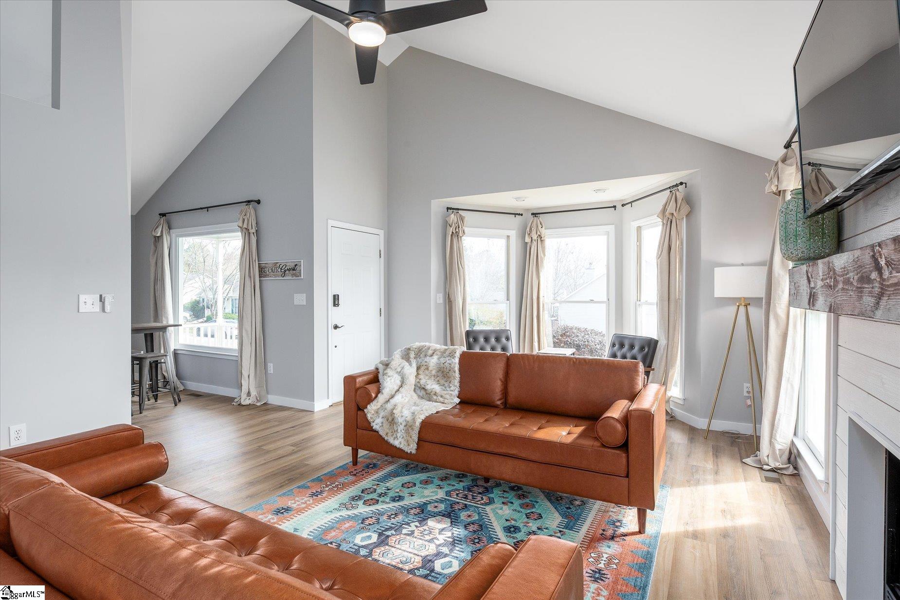 401 Fairdale Drive Property Photo 10