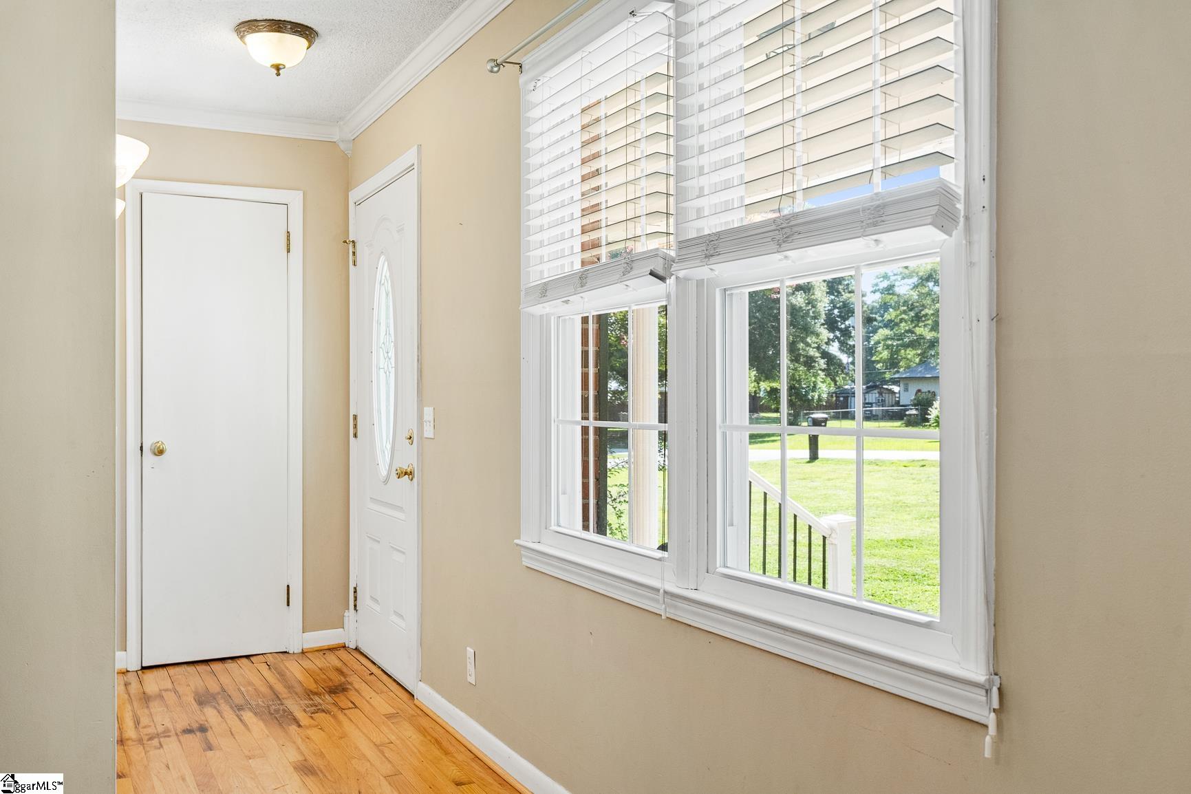105 Lee Drive Property Photo 8