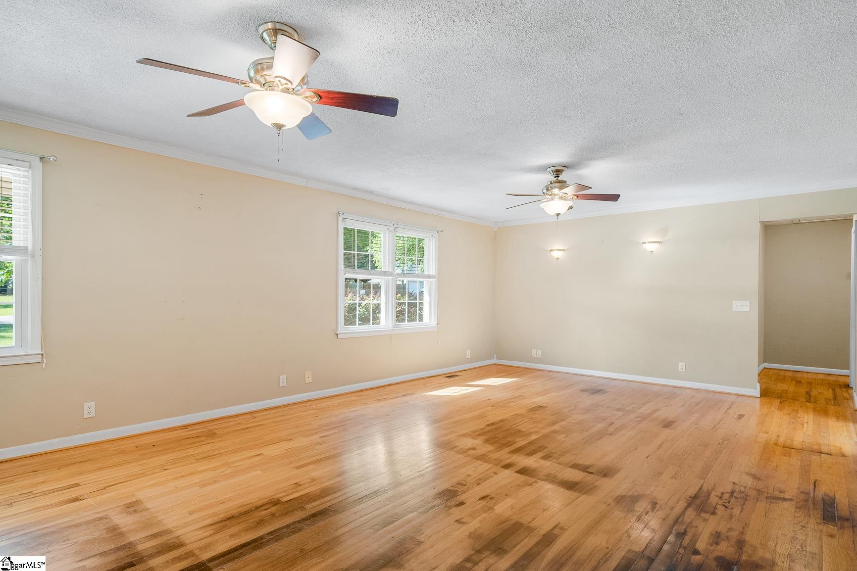 105 Lee Drive Property Photo 10