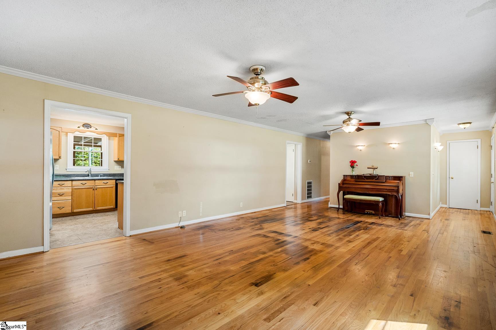 105 Lee Drive Property Photo 12