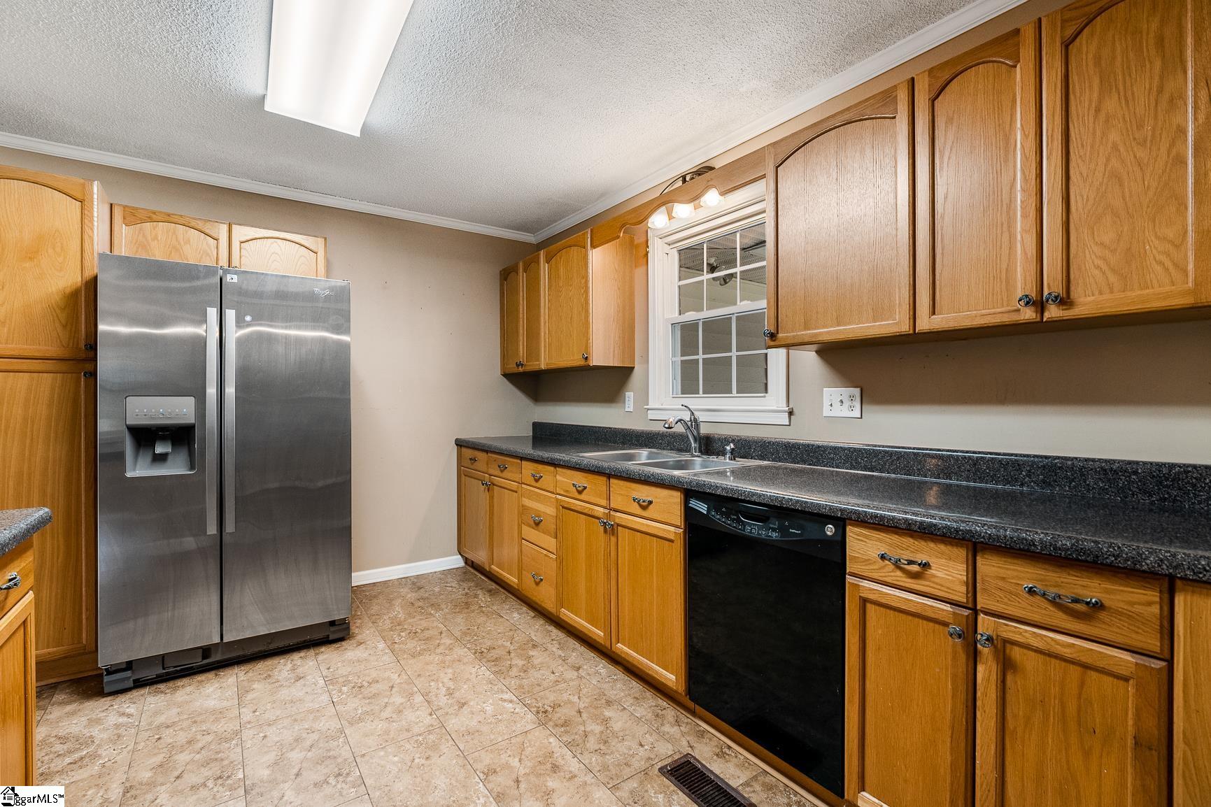 105 Lee Drive Property Photo 15