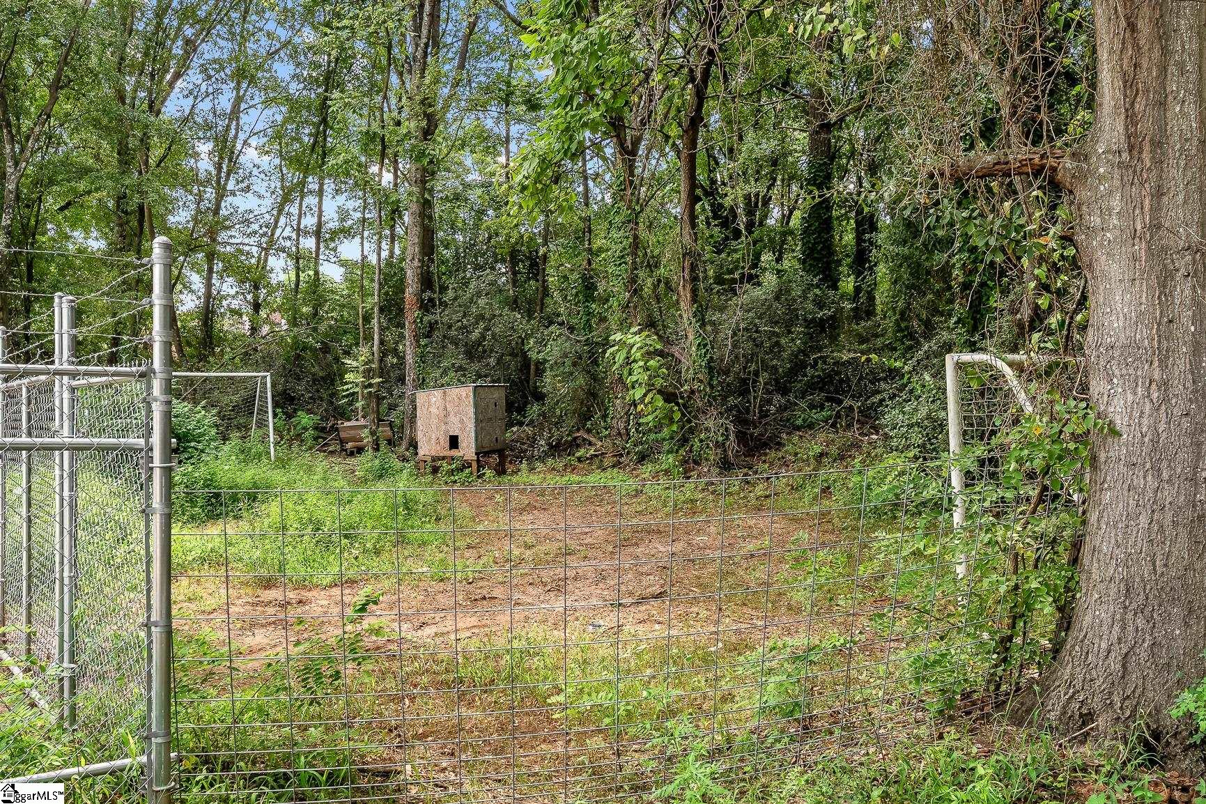 1804 S Mcduffie Street Property Photo 4