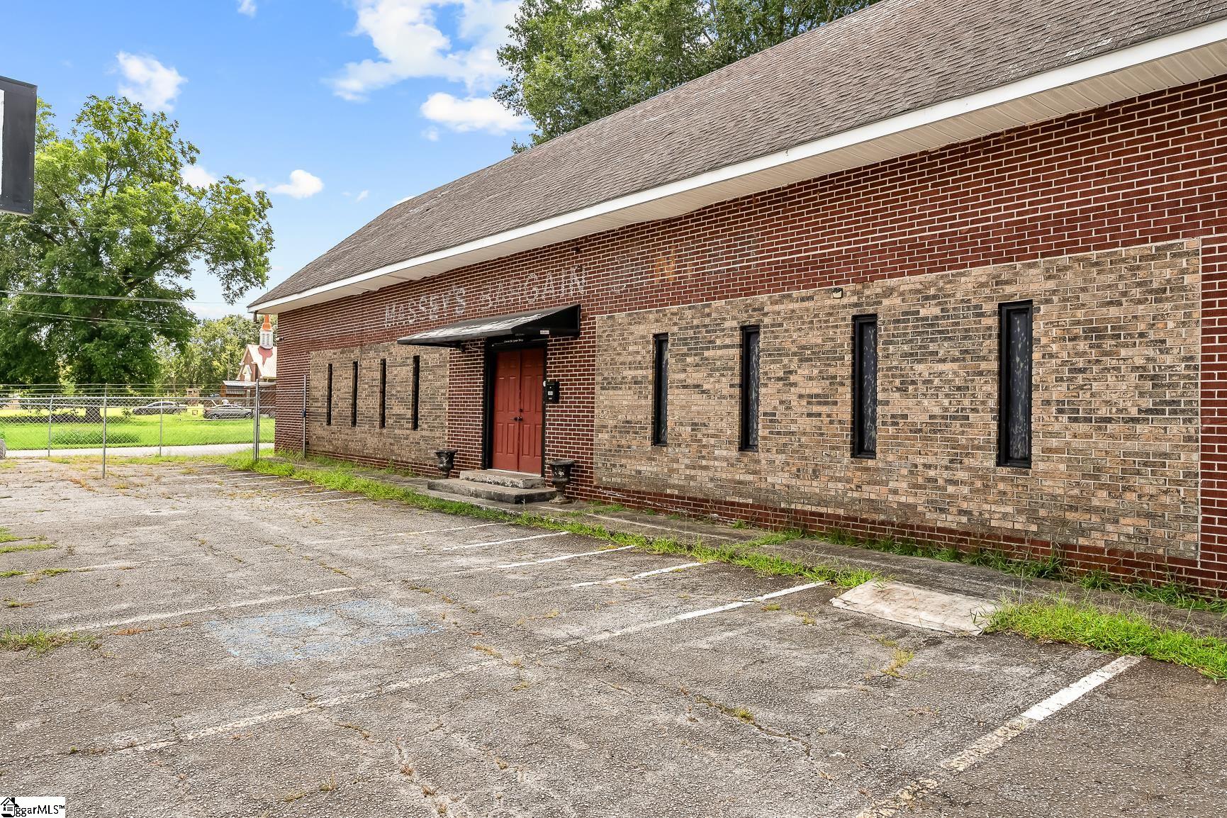 1804 S Mcduffie Street Property Photo 6