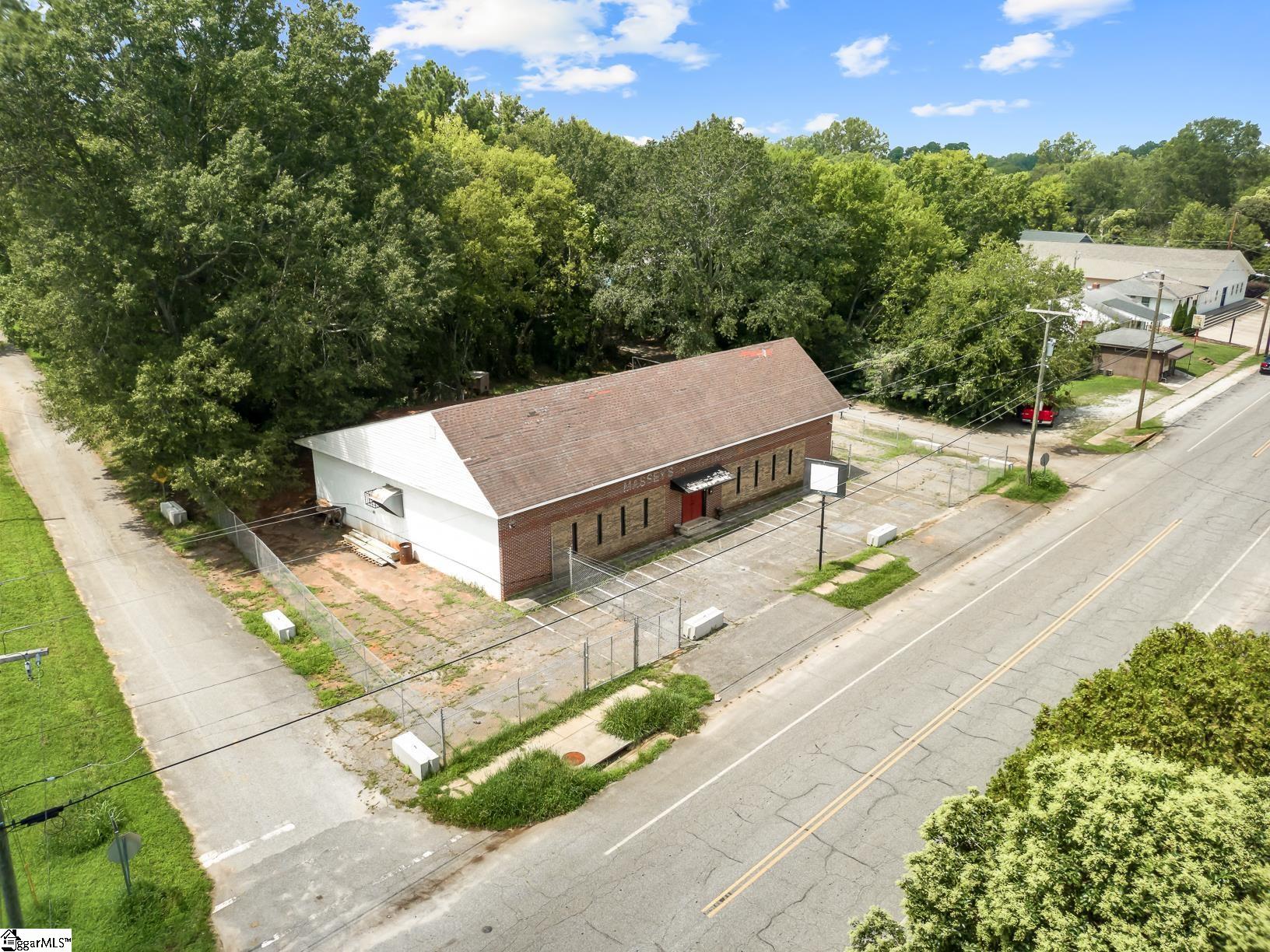 1804 S Mcduffie Street Property Photo 8