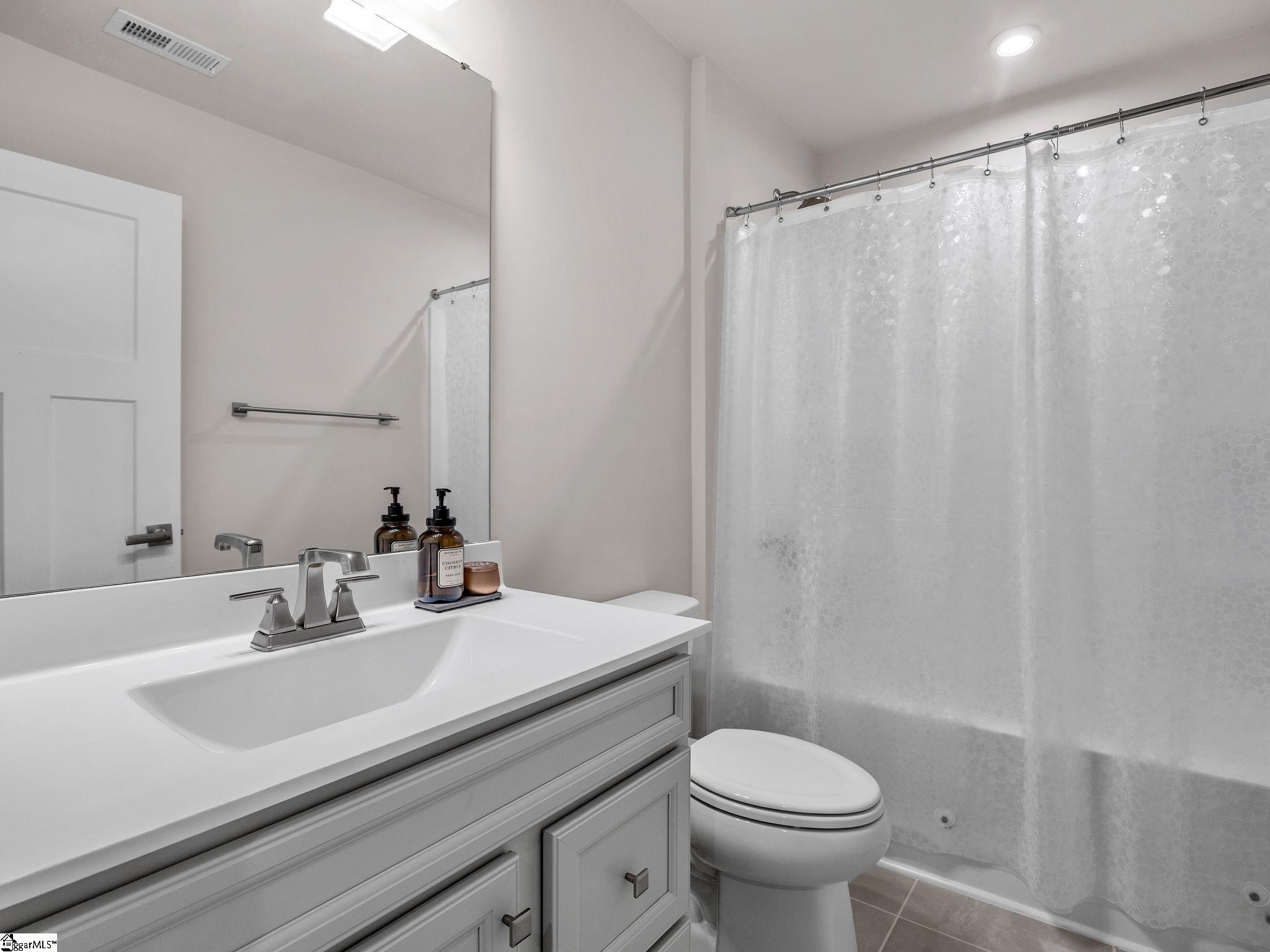 424 Leasowe Lane Property Photo 26