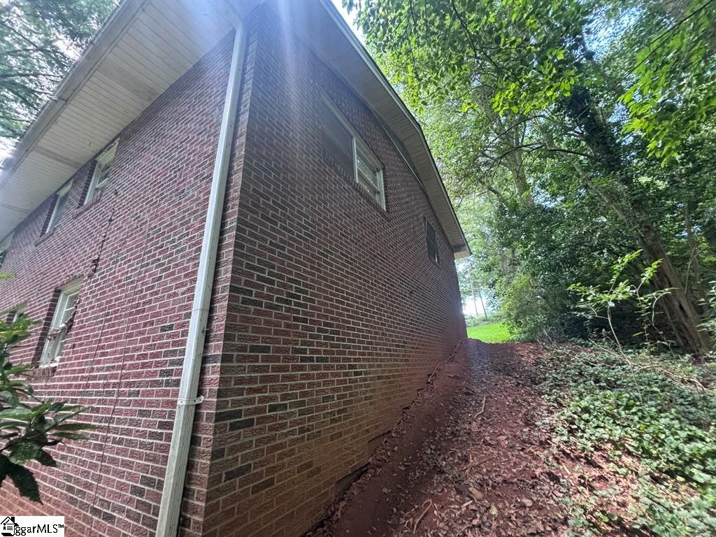 230 N Catherine Street Property Photo 8