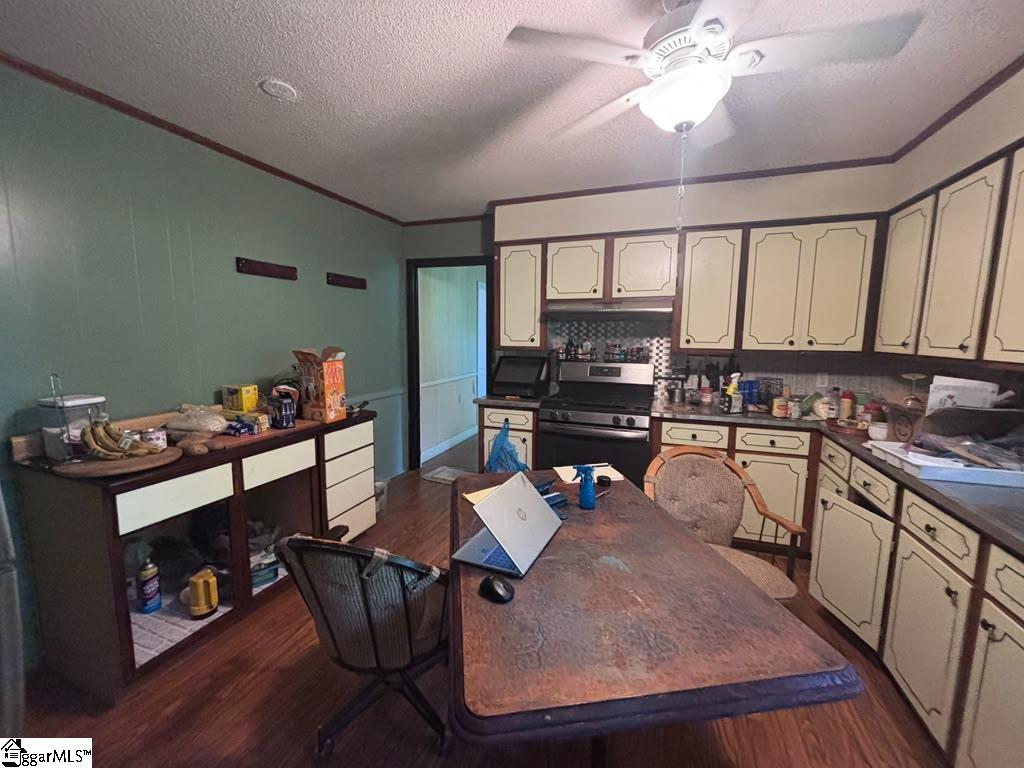 230 N Catherine Street Property Photo 14