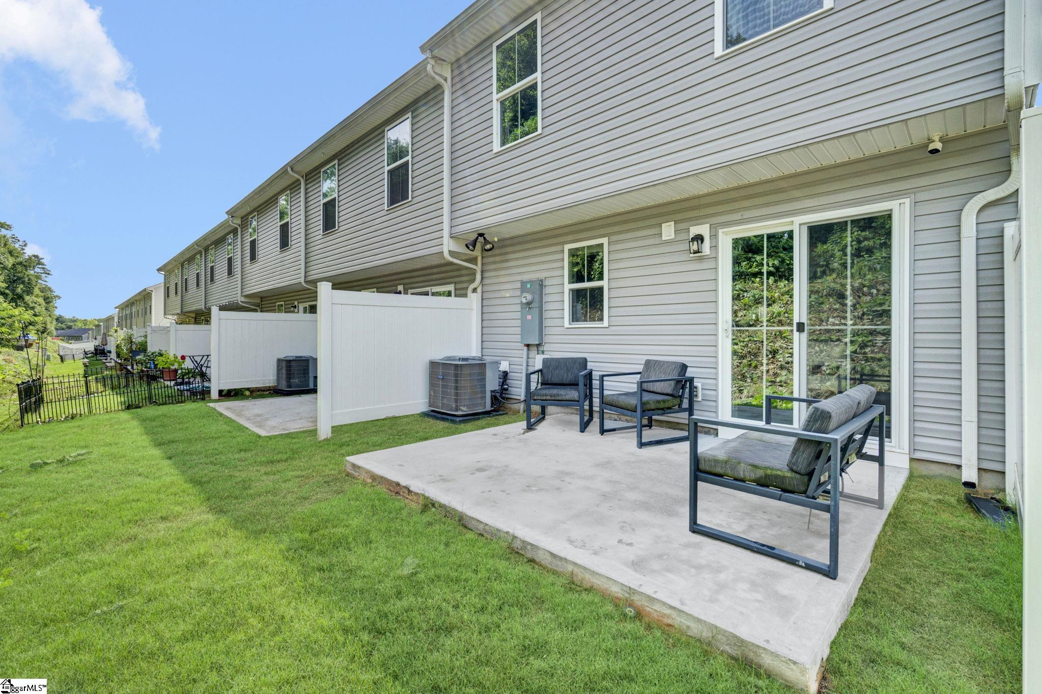 101 Sarnesfield Way Property Photo 3