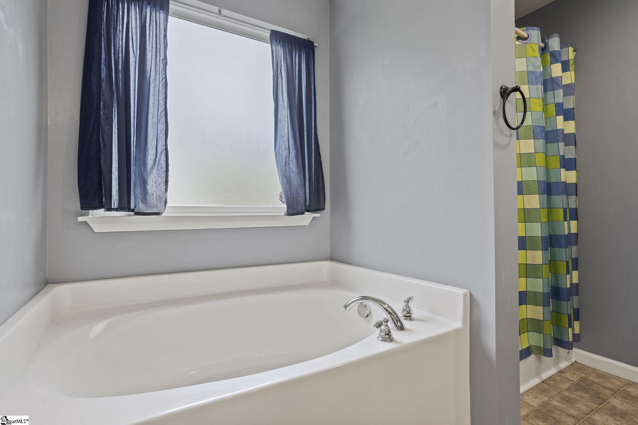 271 Walcott Drive Property Photo 16