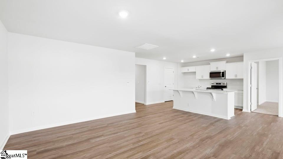 945 Kerwood Street Property Photo 13