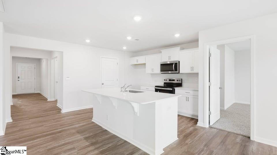 945 Kerwood Street Property Photo 16