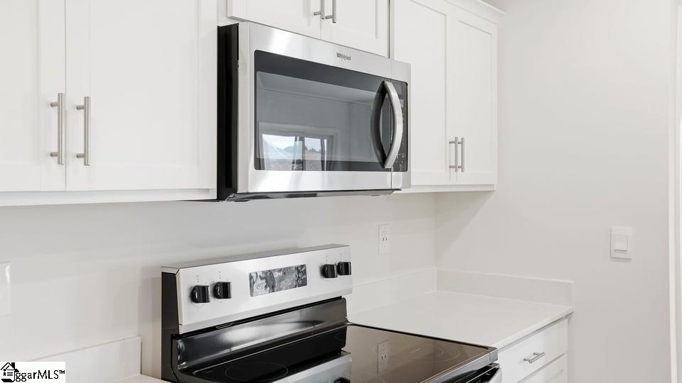 945 Kerwood Street Property Photo 18