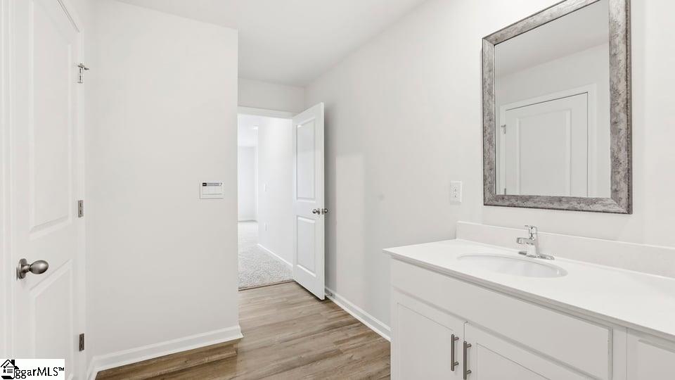 945 Kerwood Street Property Photo 29