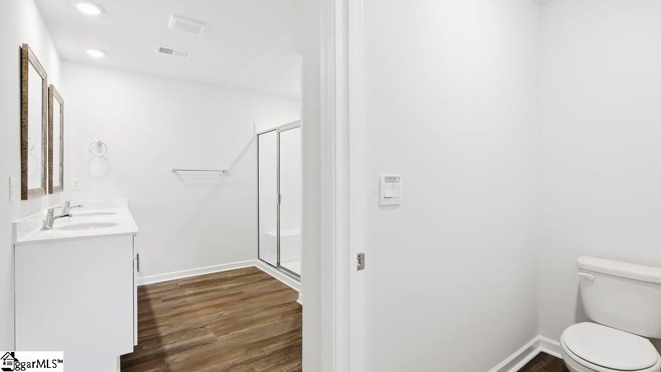 945 Kerwood Street Property Photo 30