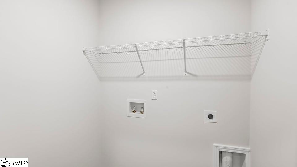945 Kerwood Street Property Photo 33