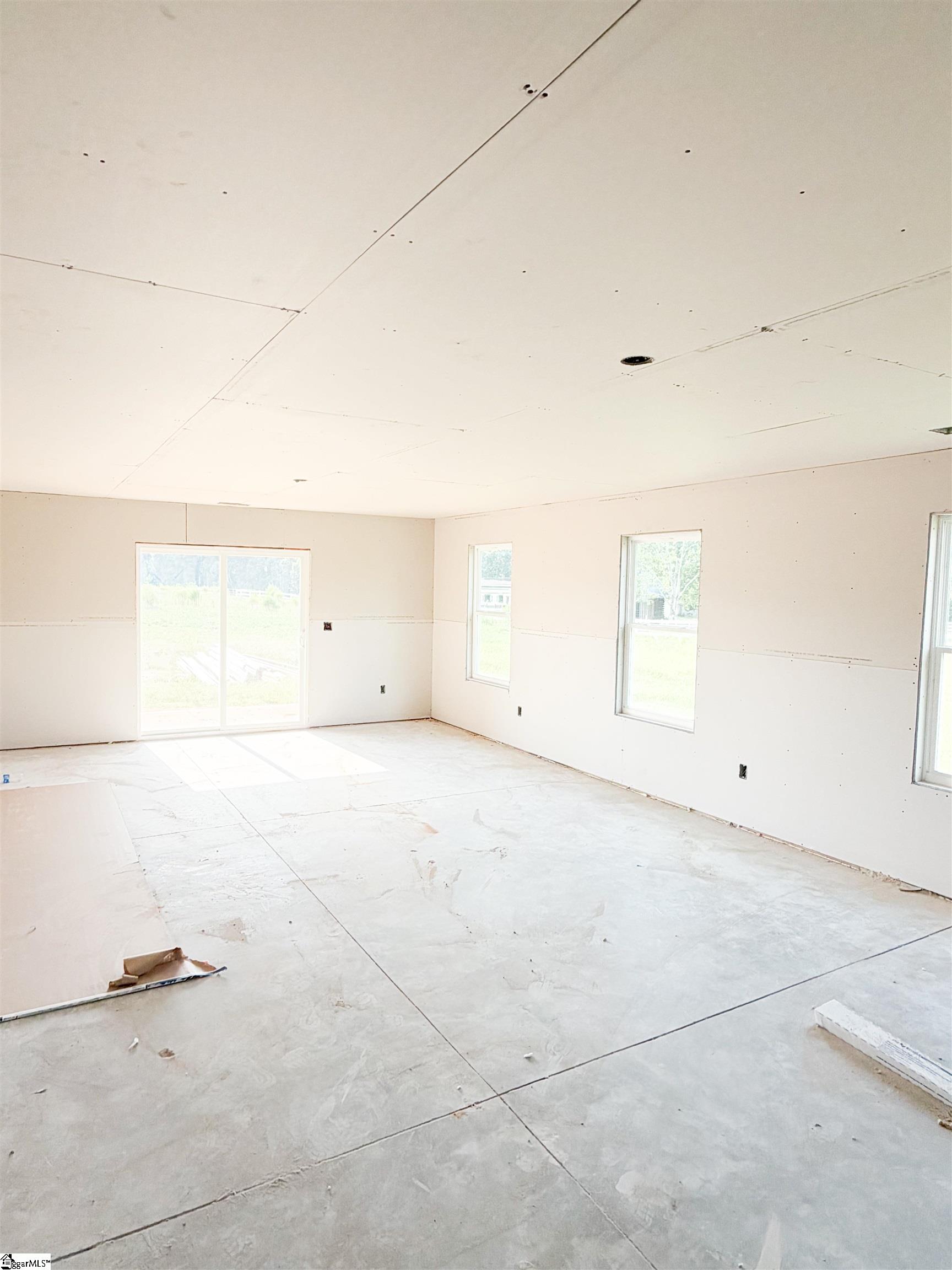 267 Henderson Road Property Photo 2