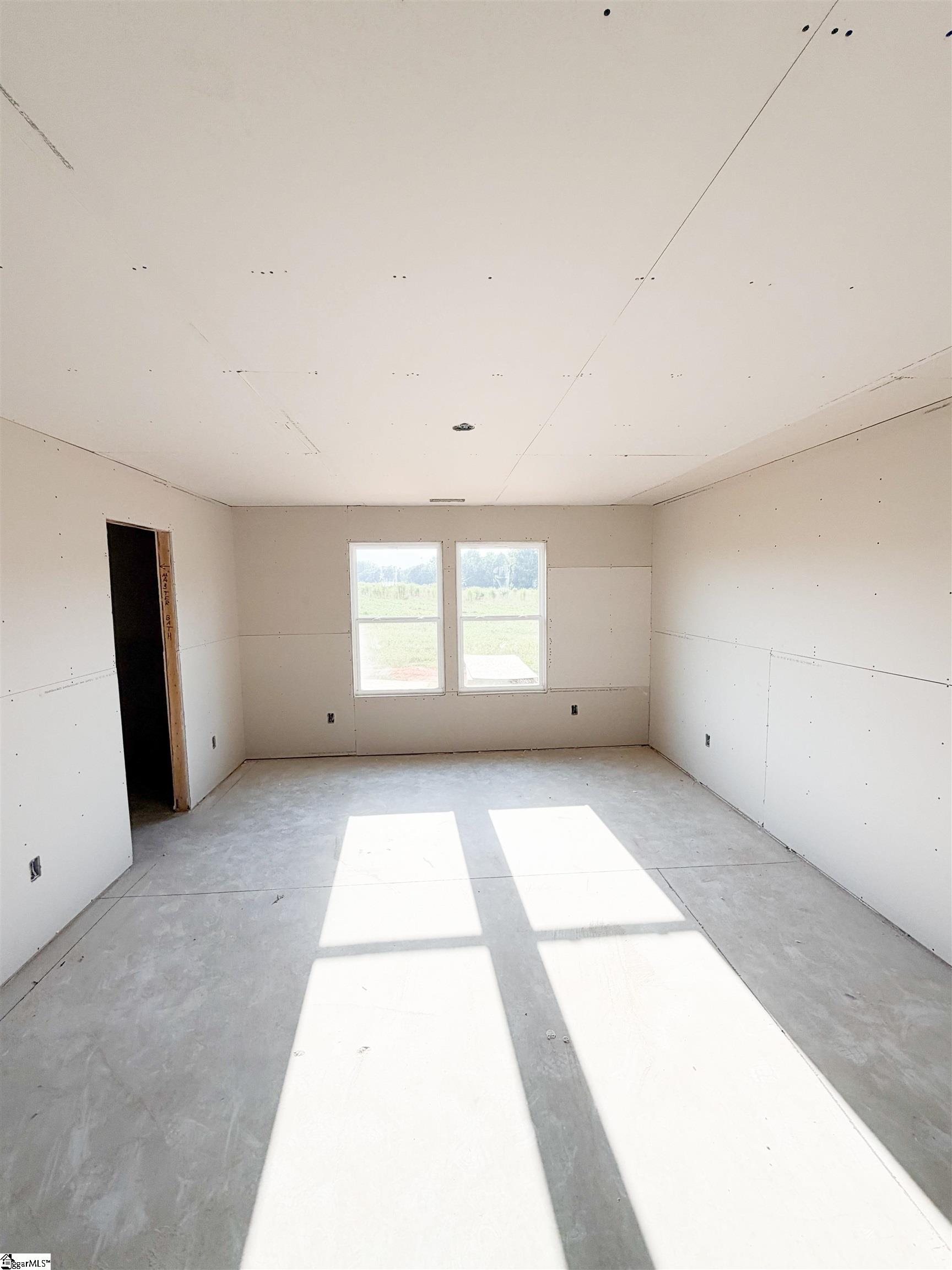 267 Henderson Road Property Photo 5