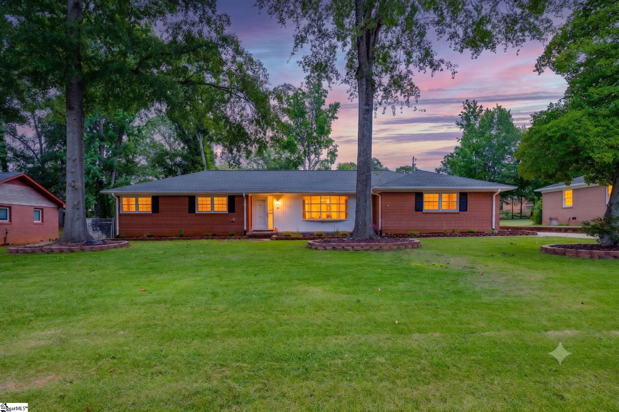 217 Navaho Drive Property Photo 2