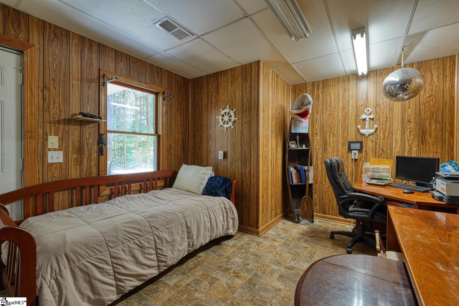 335 Hillcove Point Property Photo 41