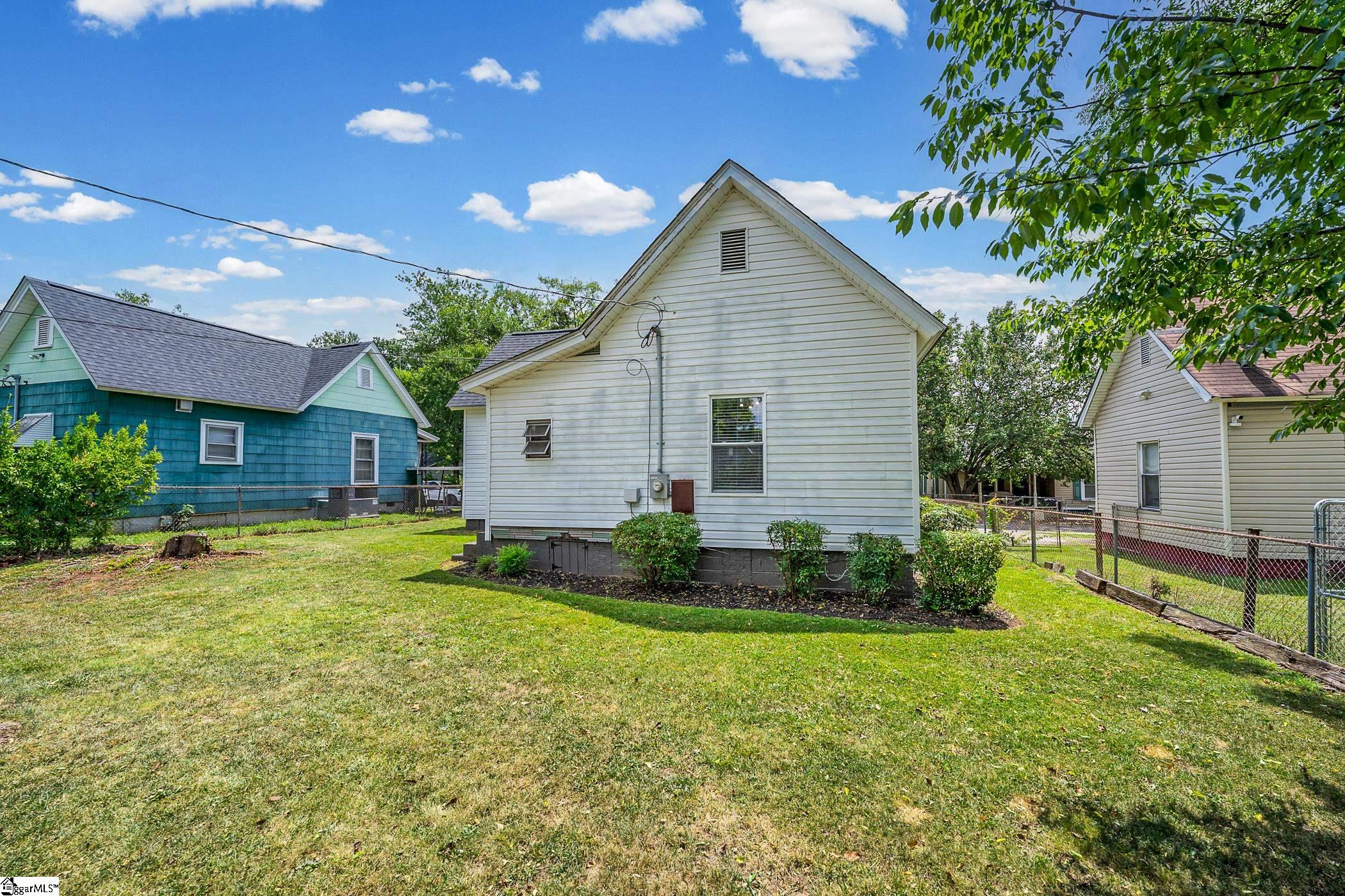 15 Webb Street Property Photo 5