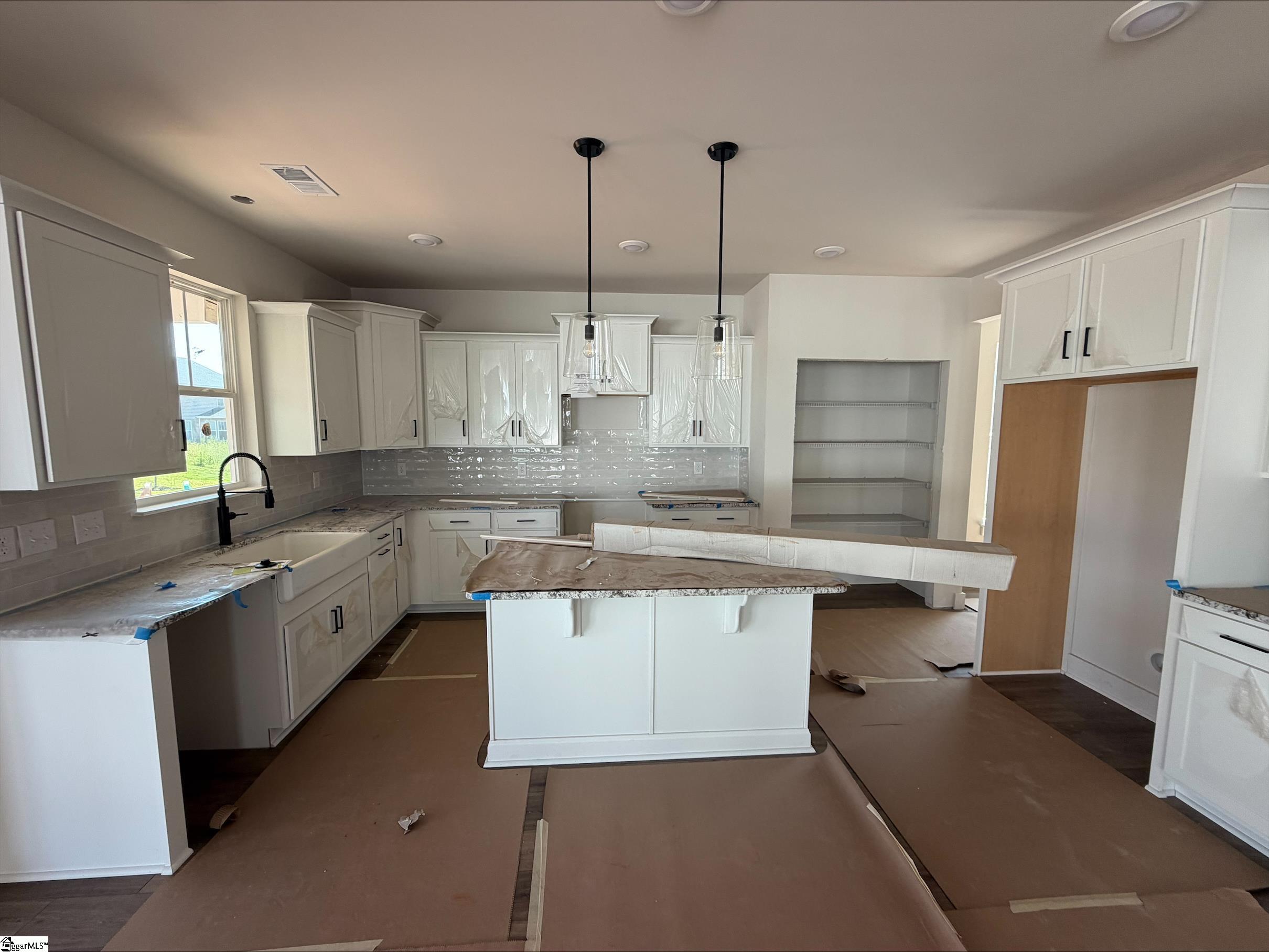 928 Tibetan Street Property Photo 3