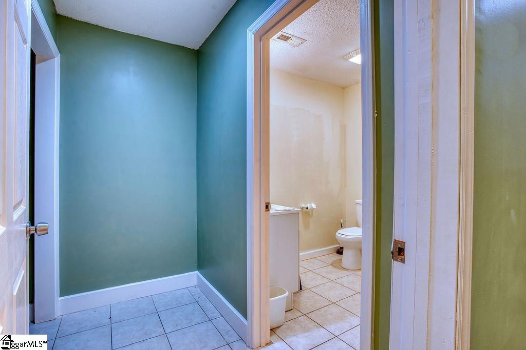 226 E Main Street Property Photo 19