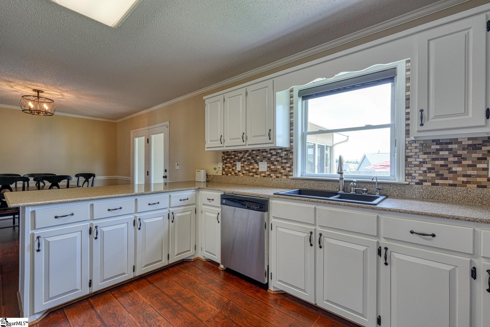 140 Bermuda Lane Property Photo 4