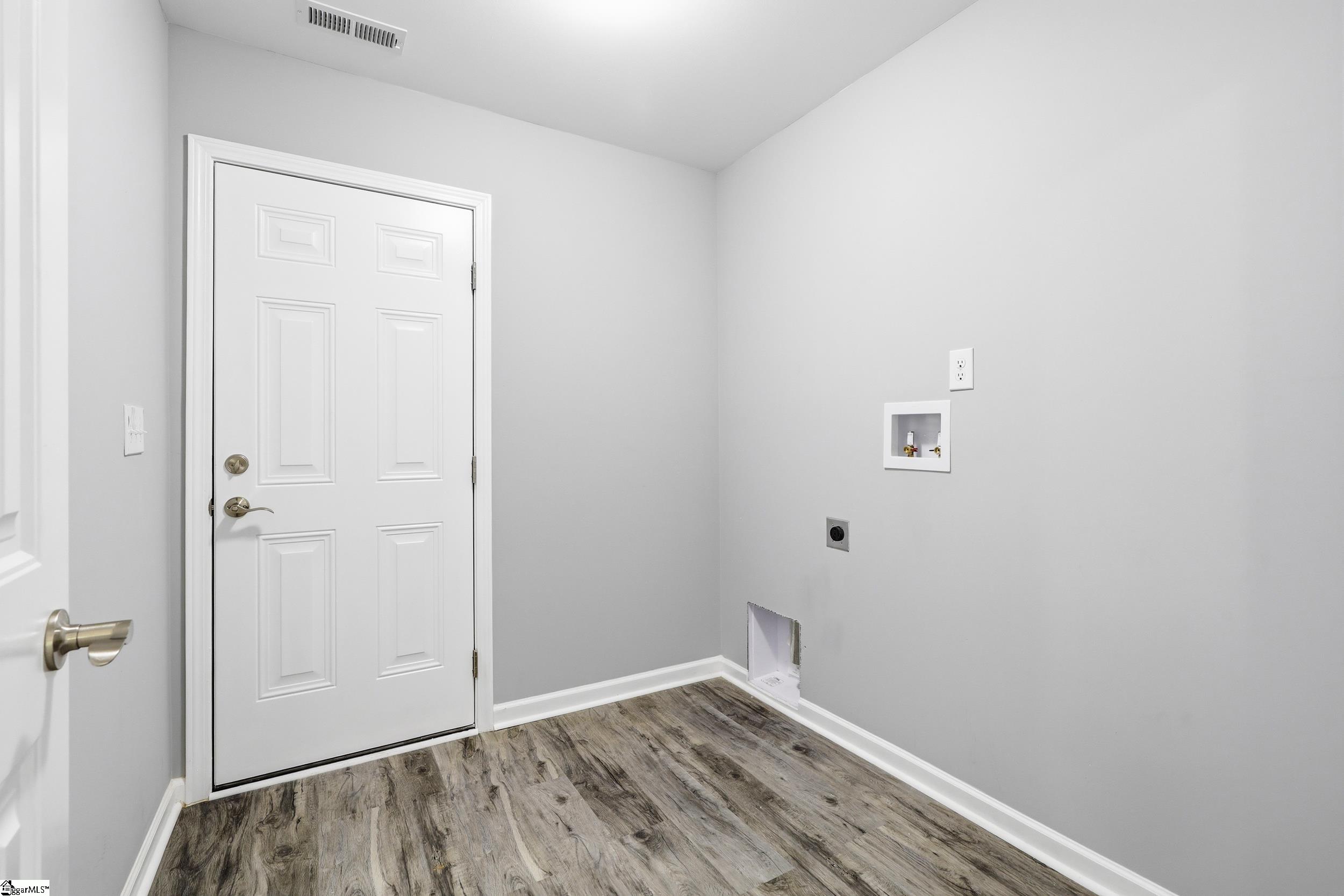 124 Laura Jane Lane Property Photo 14