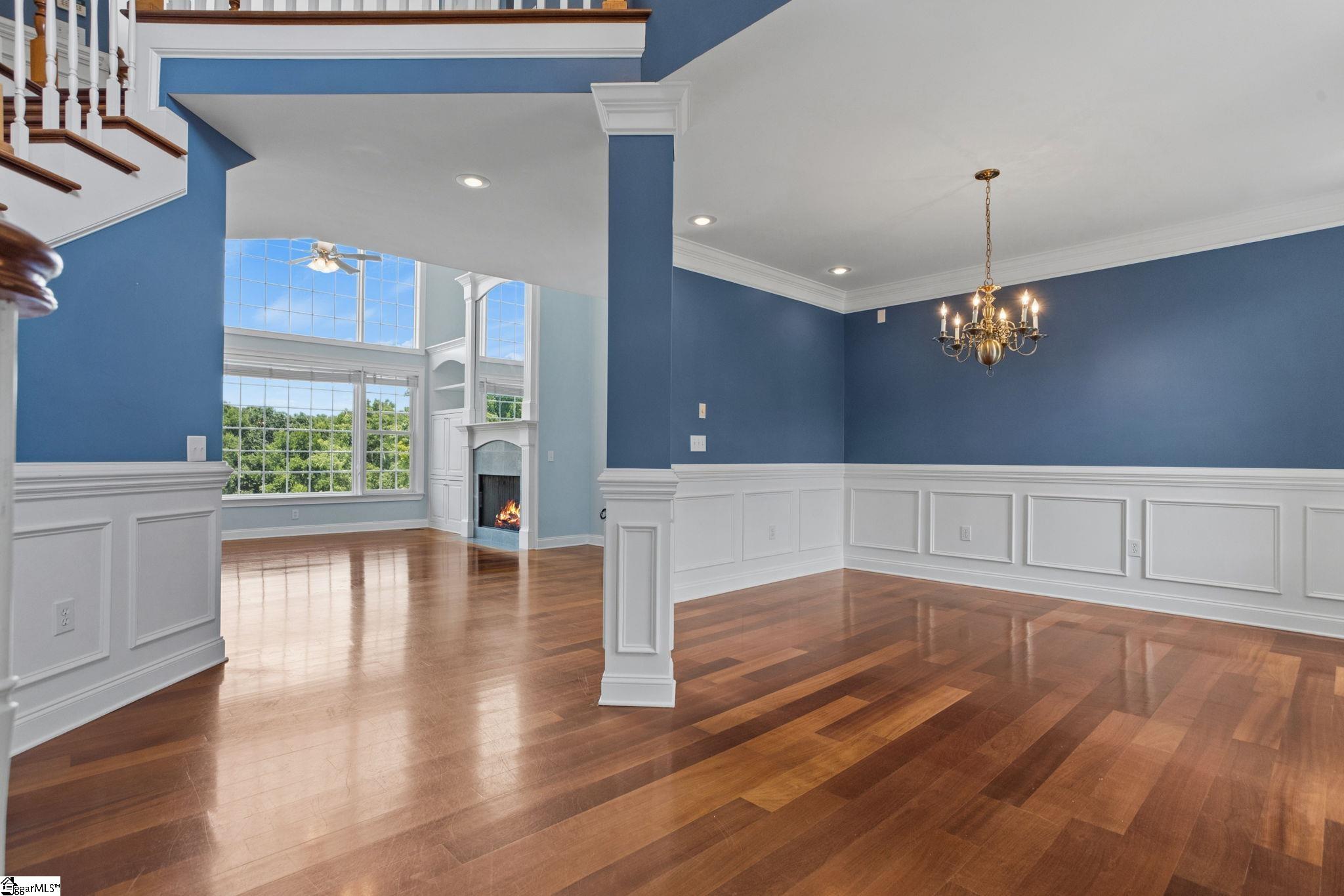 865 E Heathland Drive Property Photo 3