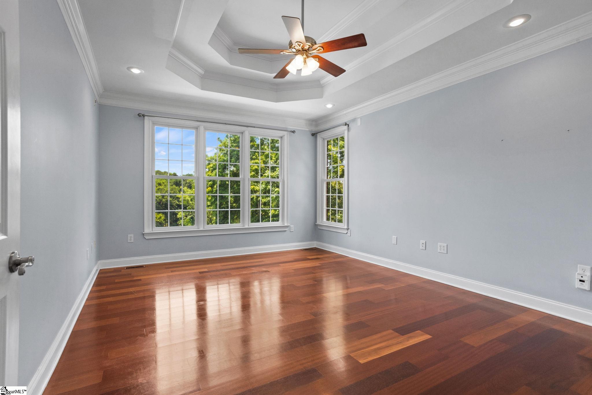 865 E Heathland Drive Property Photo 14