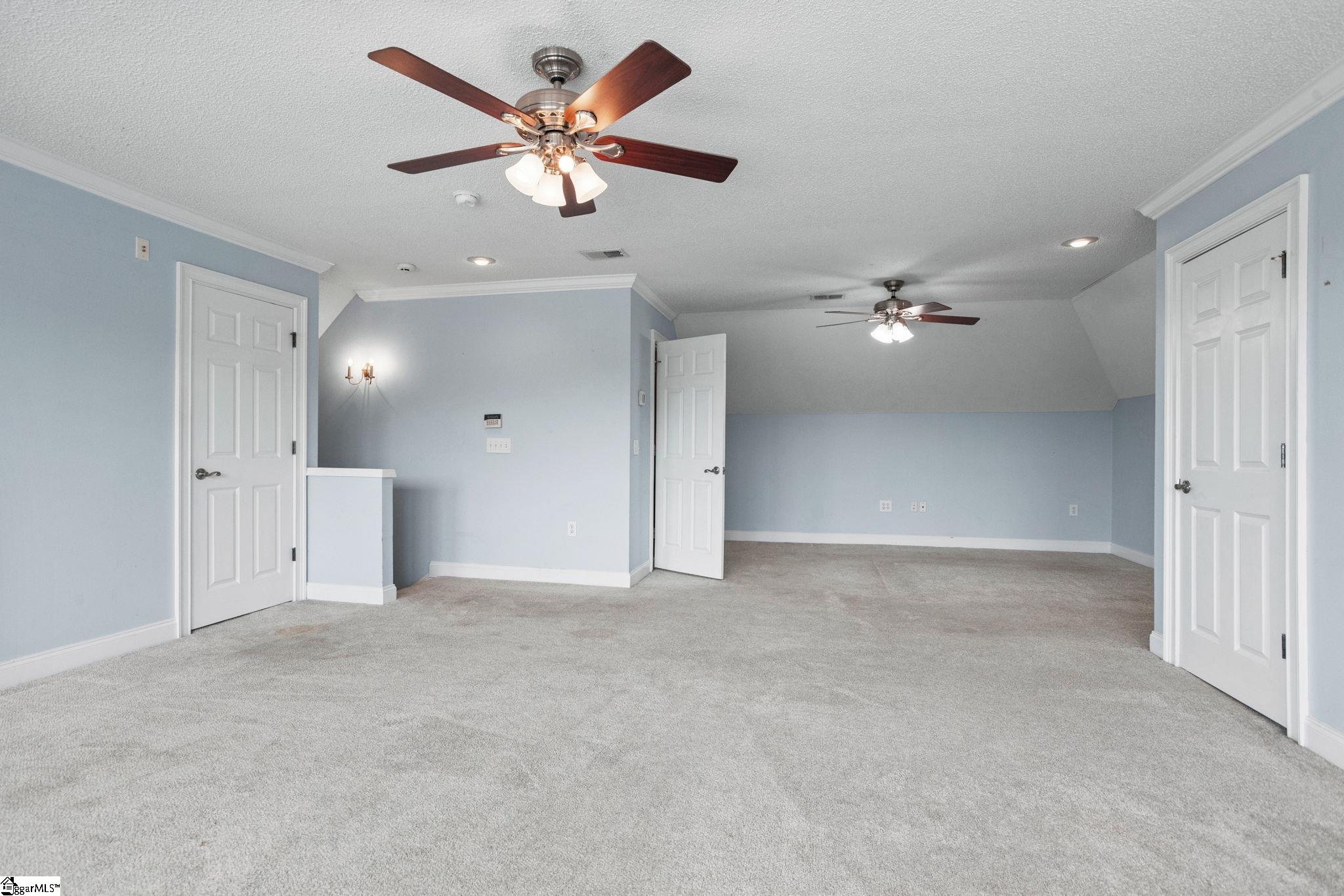 865 E Heathland Drive Property Photo 29